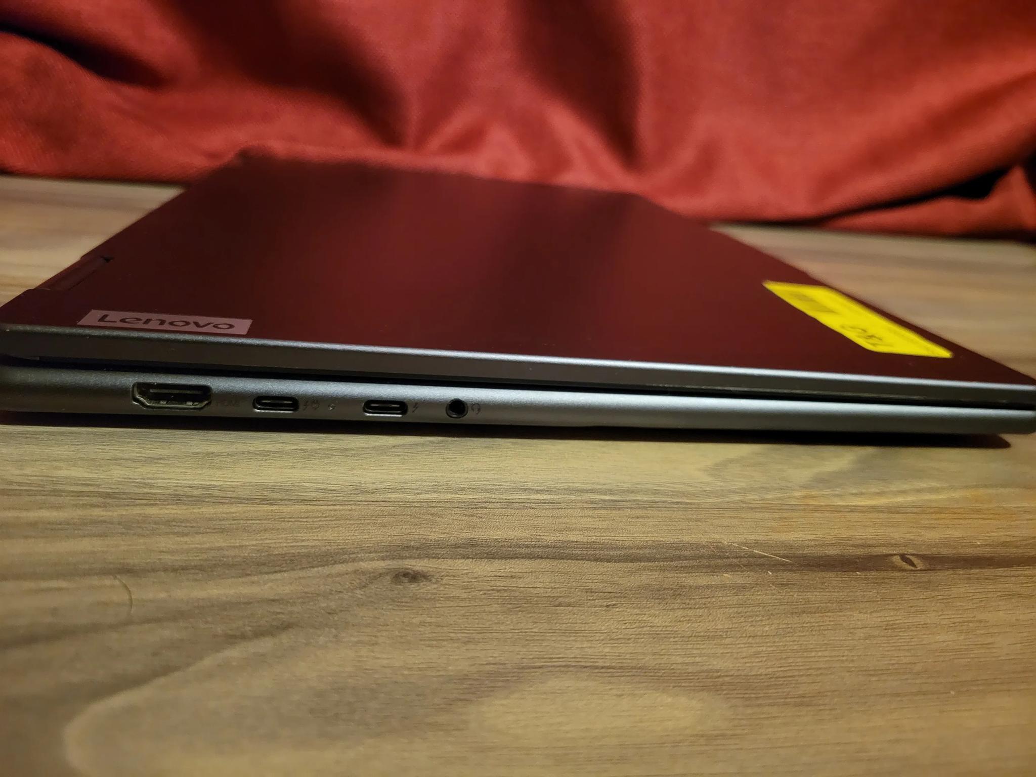 Lenovo Yoga 7 16IRL8 Laptop- 13th Gen i7-512gb Ssd-16" Touch Display