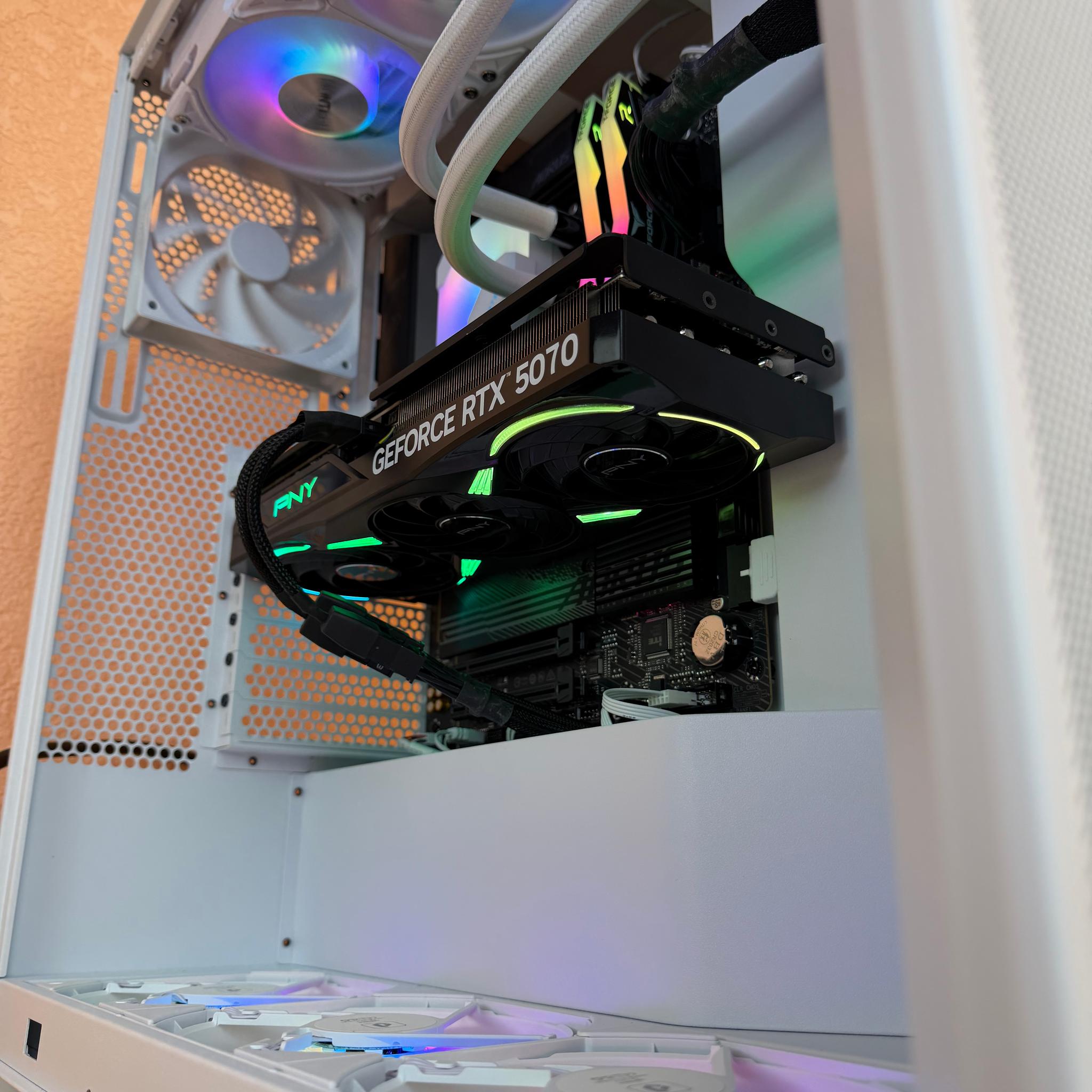 Whiteout Ryzen 7 9800X3D + RTX 5070 Gaming PC | 32GB DDR5 | 1TB NVMe