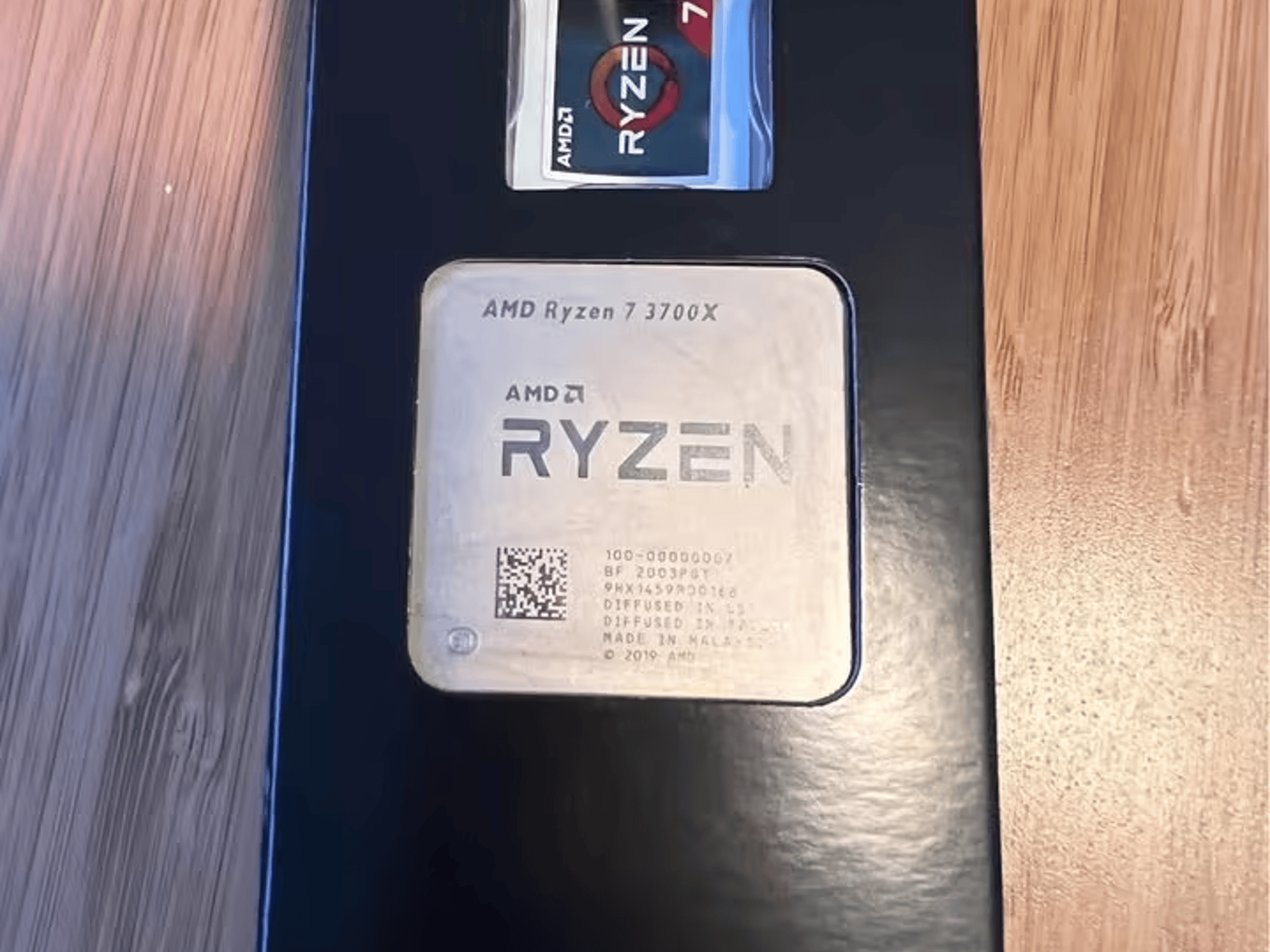  AMD Ryzen 7 3700X CPU