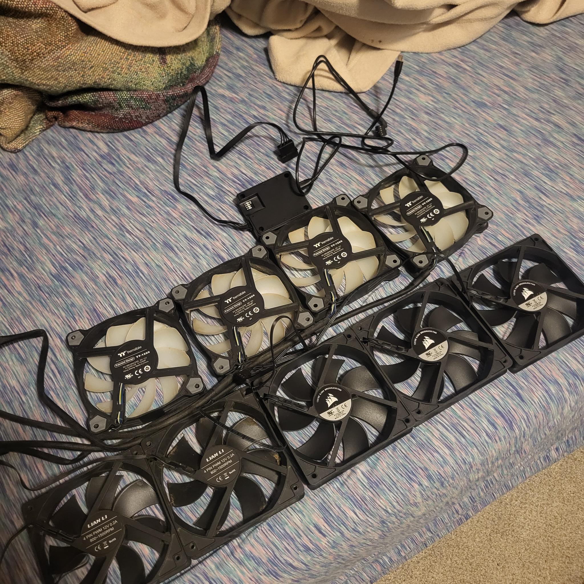 120mm rgb Thermaltake fans with controller