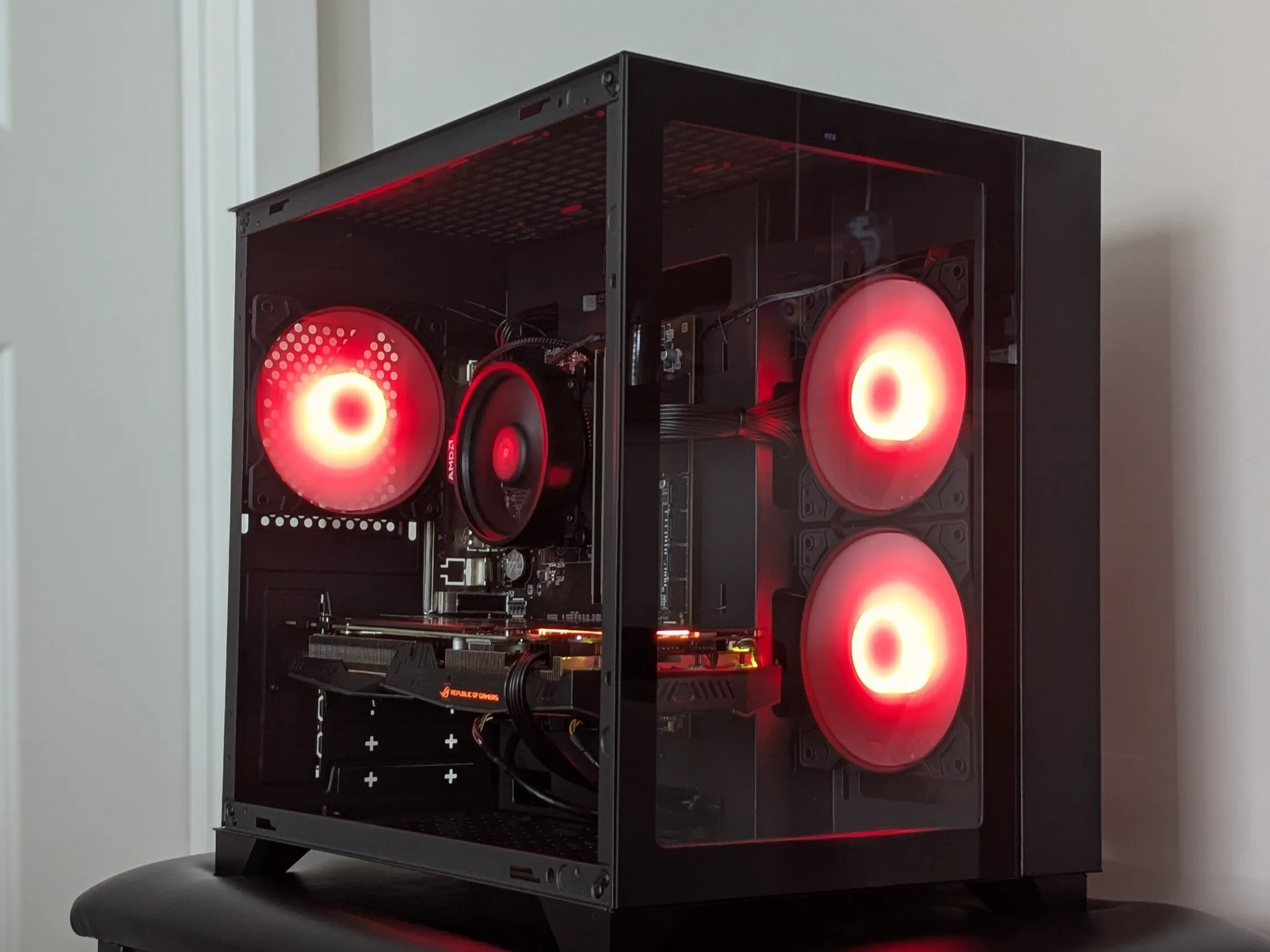 !SALE! Mjölnir | Nvidia GTX 1070 8GB | Ryzen 5 2600 | 1000GB SSD | 16GB RAM | WIFI | ARGB Gaming PC