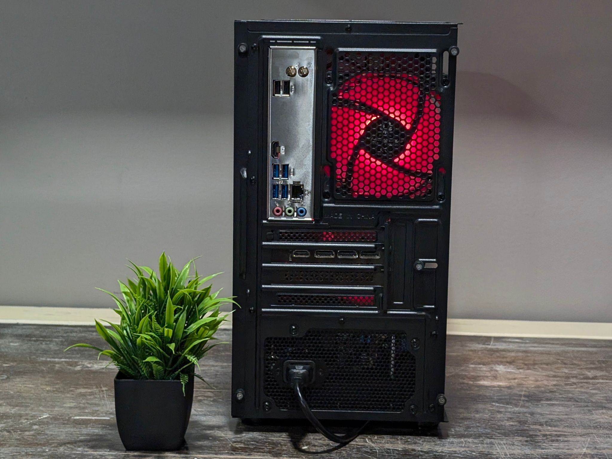 🔴 Gaming PC // RTX 5060 - Ryzen 7 3700X