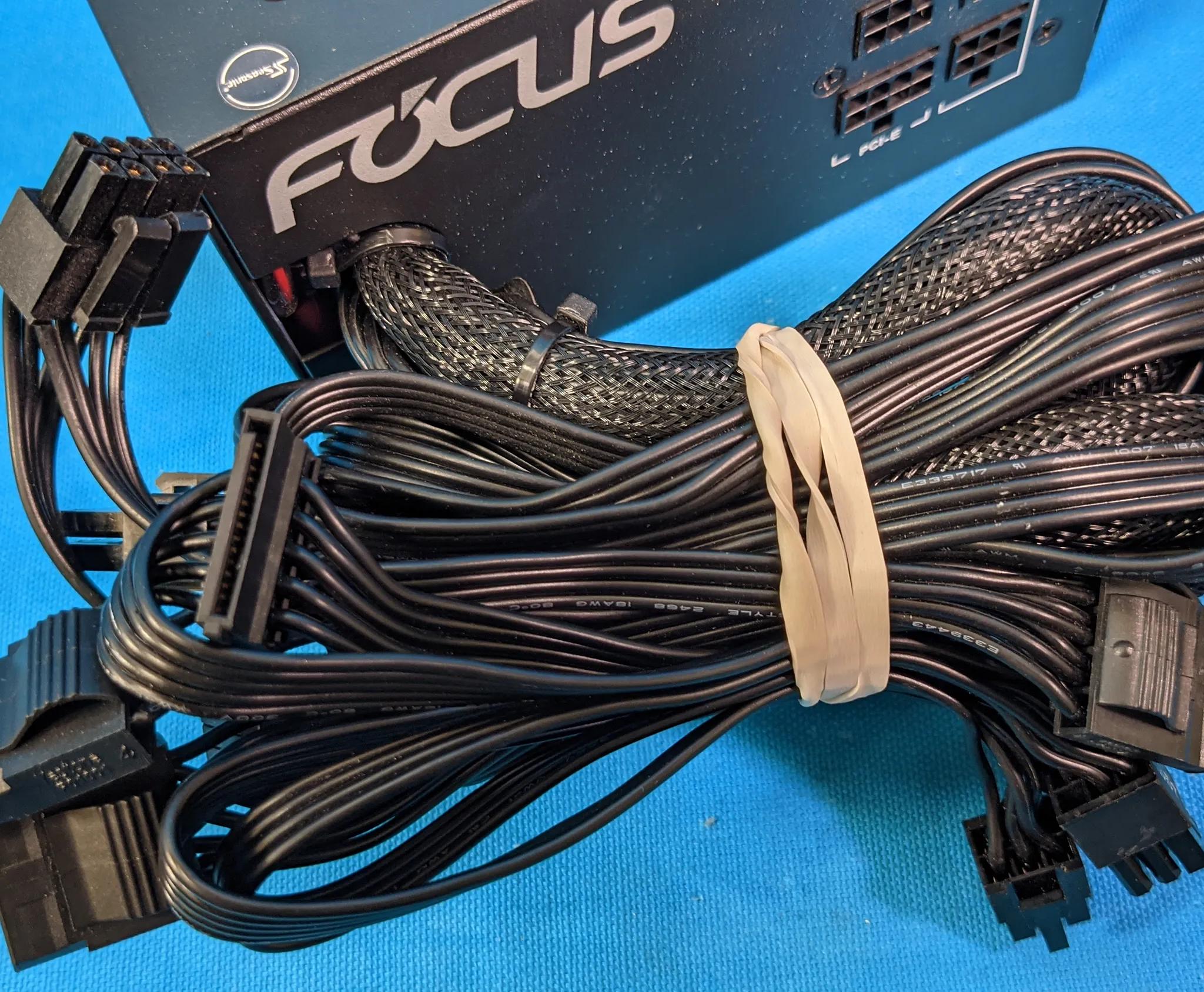 SeaSonic Focus GM-650 650W Semi-Modular 80 PLUS Gold ATX Desktop Power Supply SSR-650FM