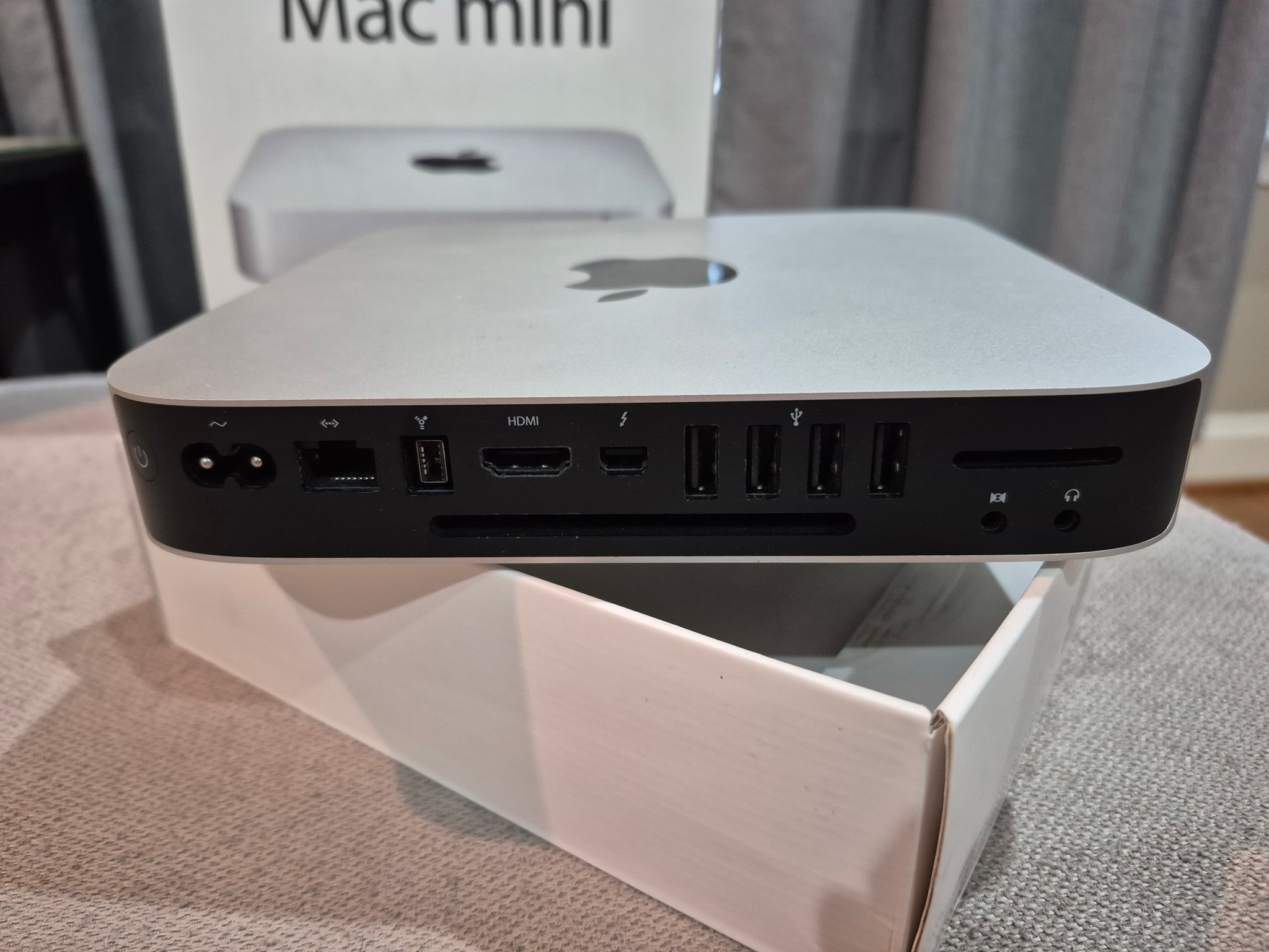 2012 Mac Mini | Manjaro Linux | i5-3210M, 4GB RAM, 500GB HDD