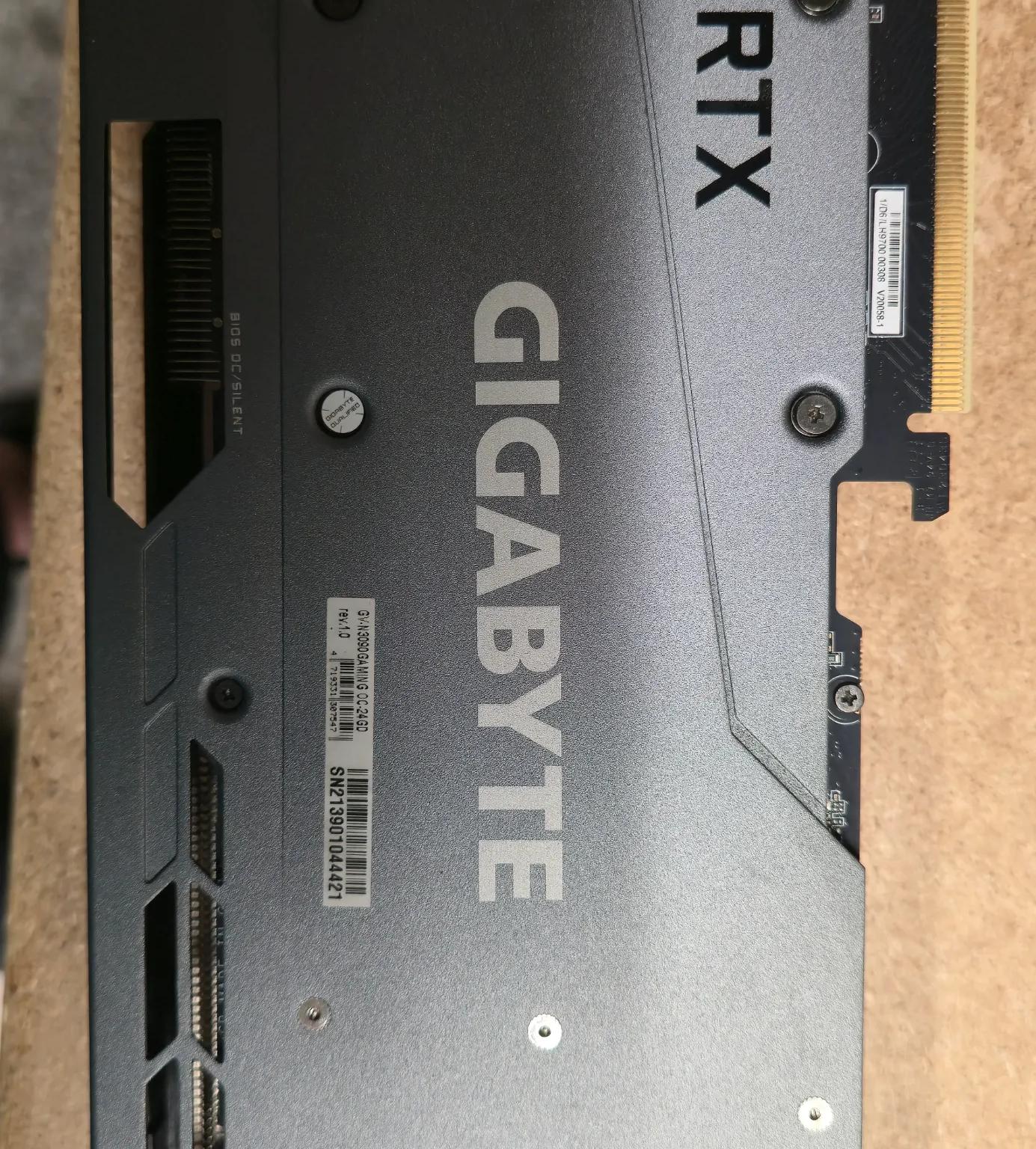 Gigabyte GeForce RTX 3090 Gaming OC 24G – Triple Fan GPU