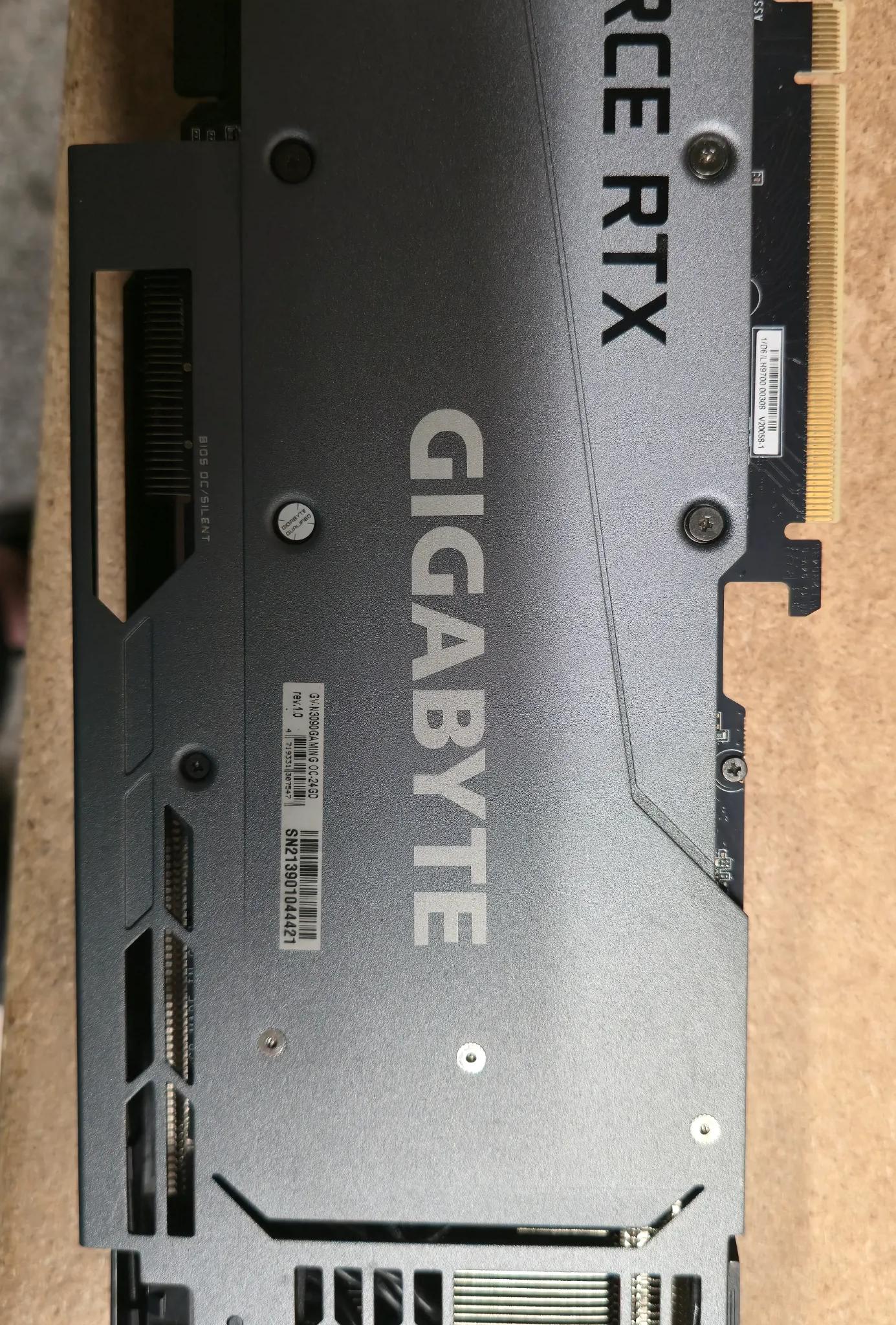Gigabyte GeForce RTX 3090 Gaming OC 24G – Triple Fan GPU