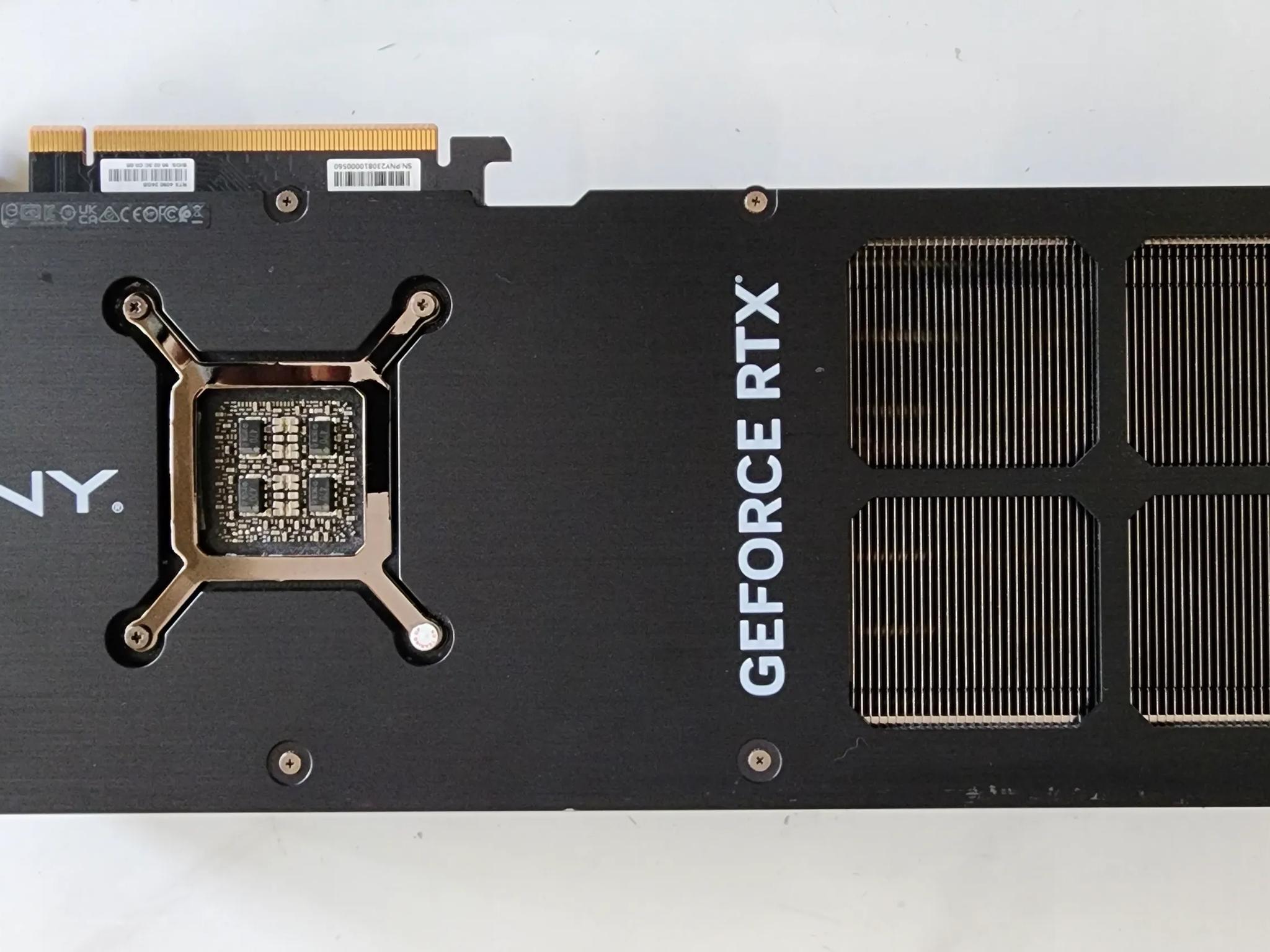 PNY GeForce RTX 4090, Triple Fan, 24GB