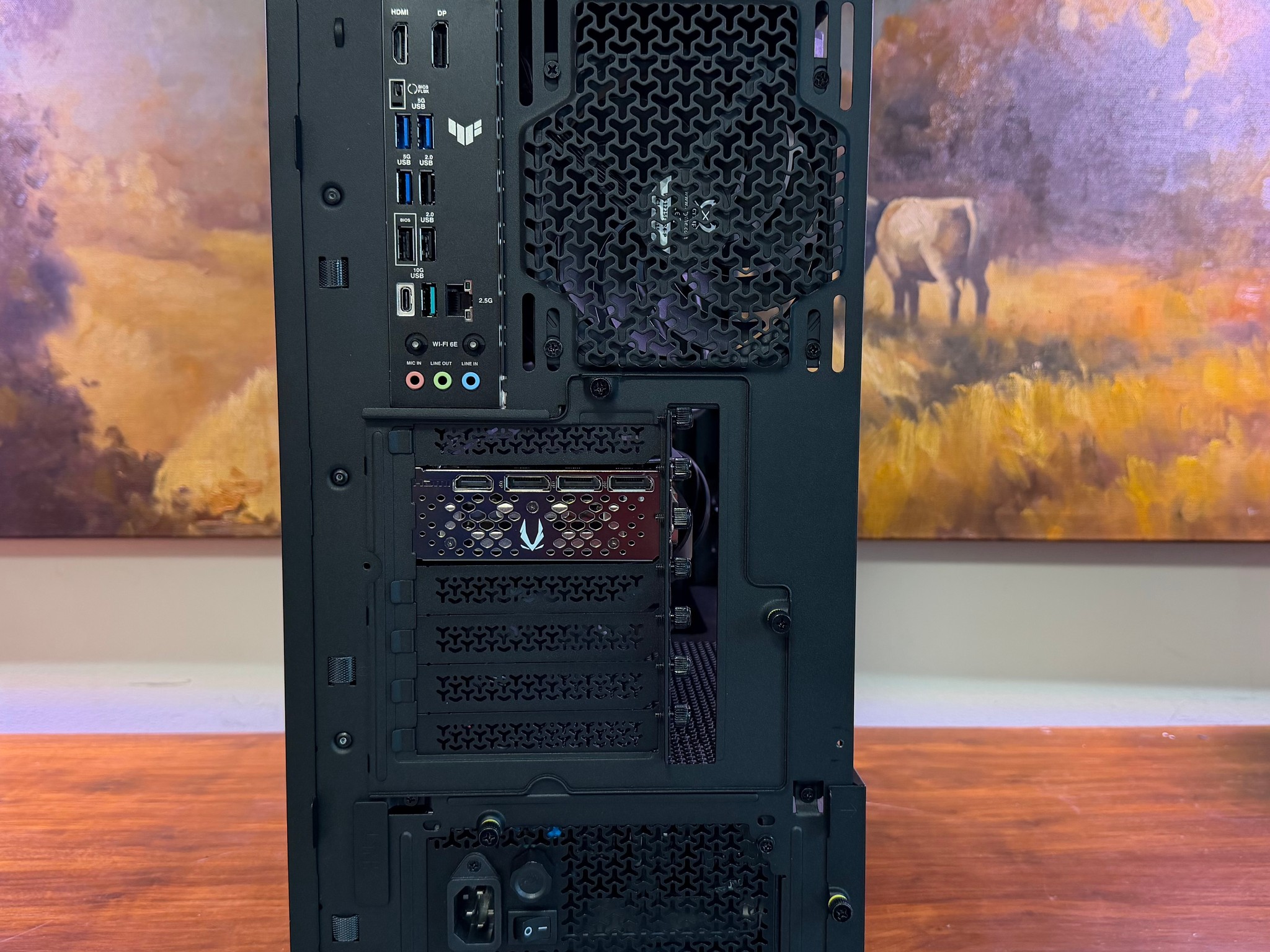 RTX 4070 Ti SUPER | Ryzen 7 7700X | 32GB DDR5-6000 | 2TB NVMe | Corsair H115i AIO | 850W Gold PSU