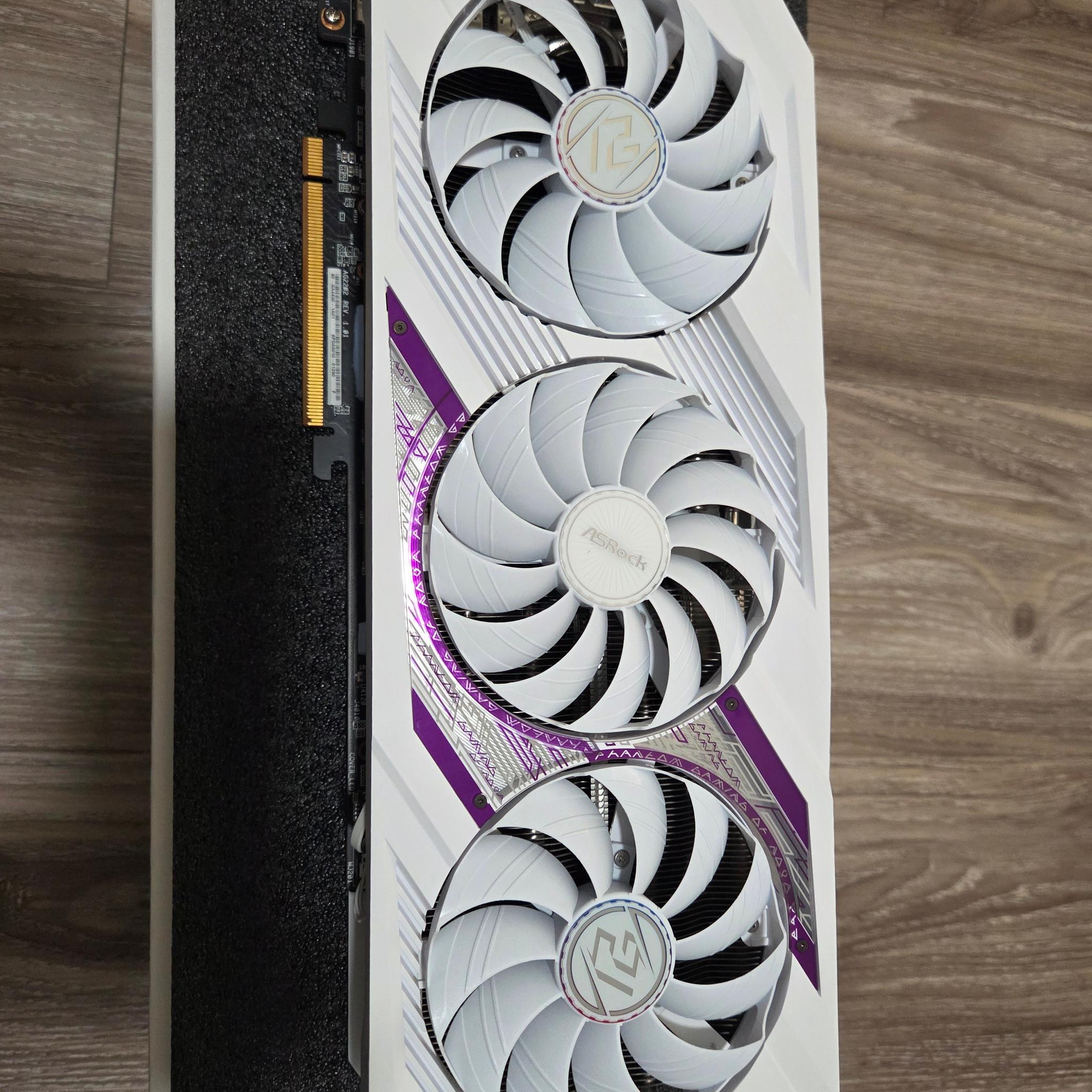 ASRock Phantom Gaming OC Radeon RX 7900 XT