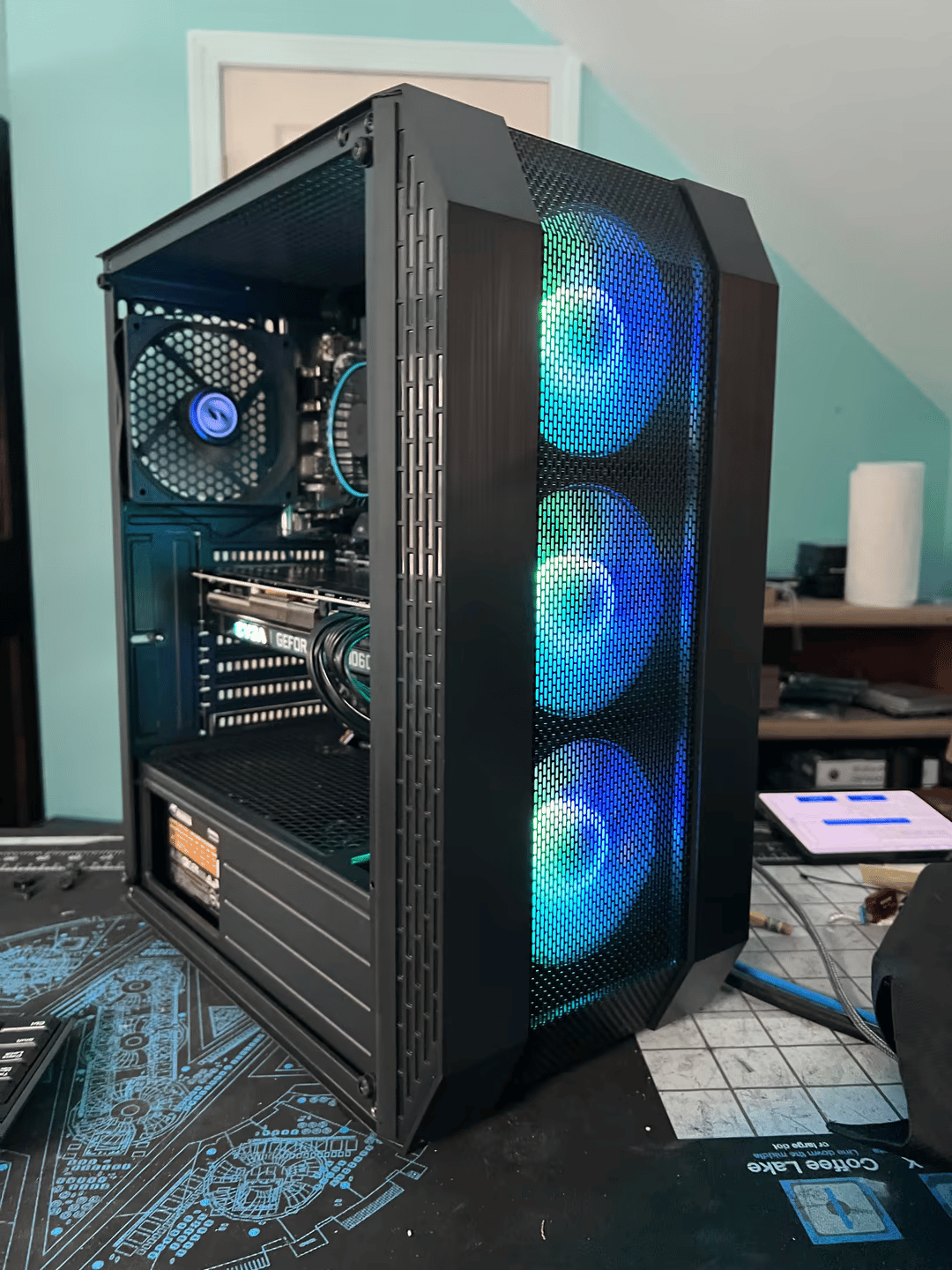 "The Gentleman" RTX 3060ti 12400f GAMING PC