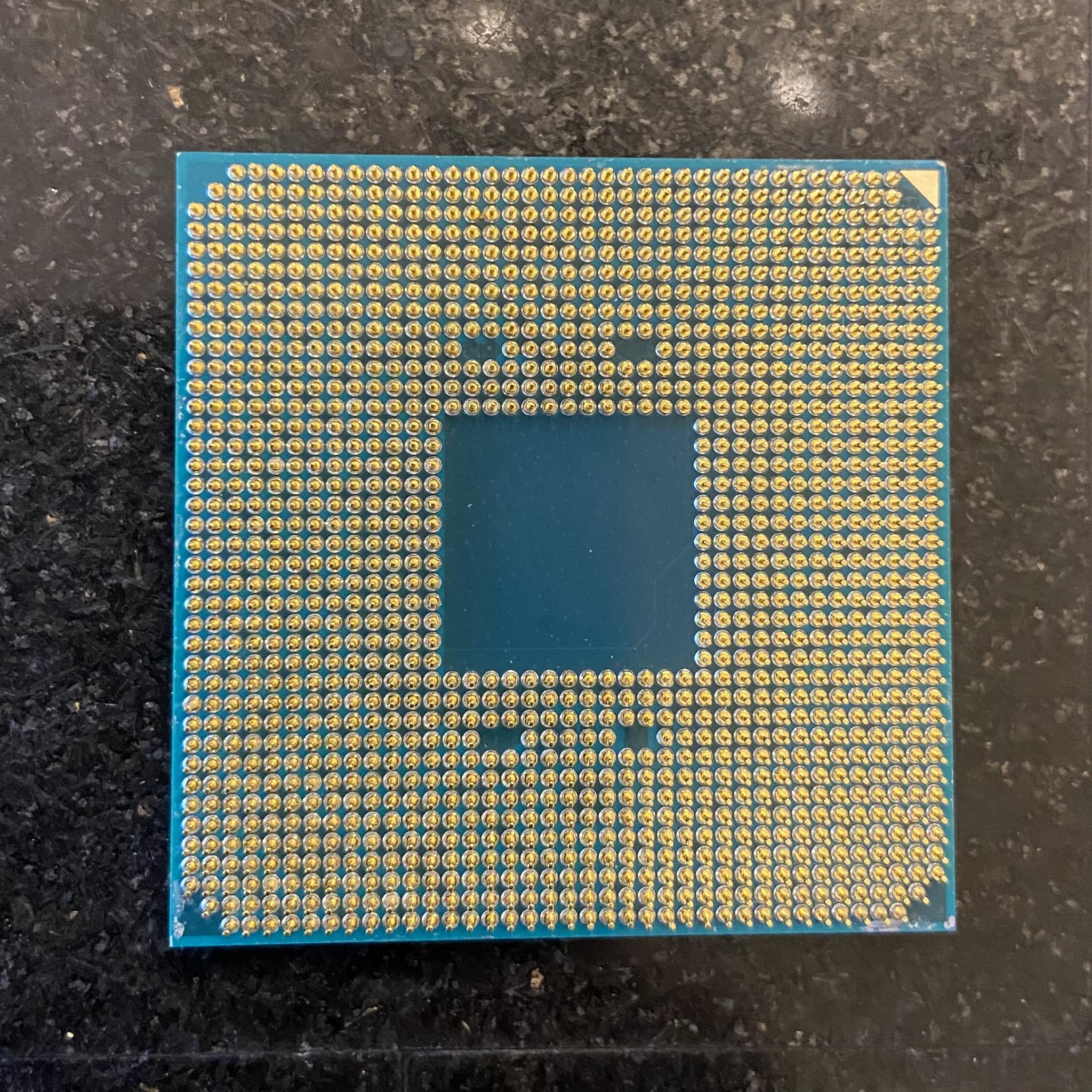 (2) Ryzen 5 2600 CPU's w/ Wraith Stealth Cooler