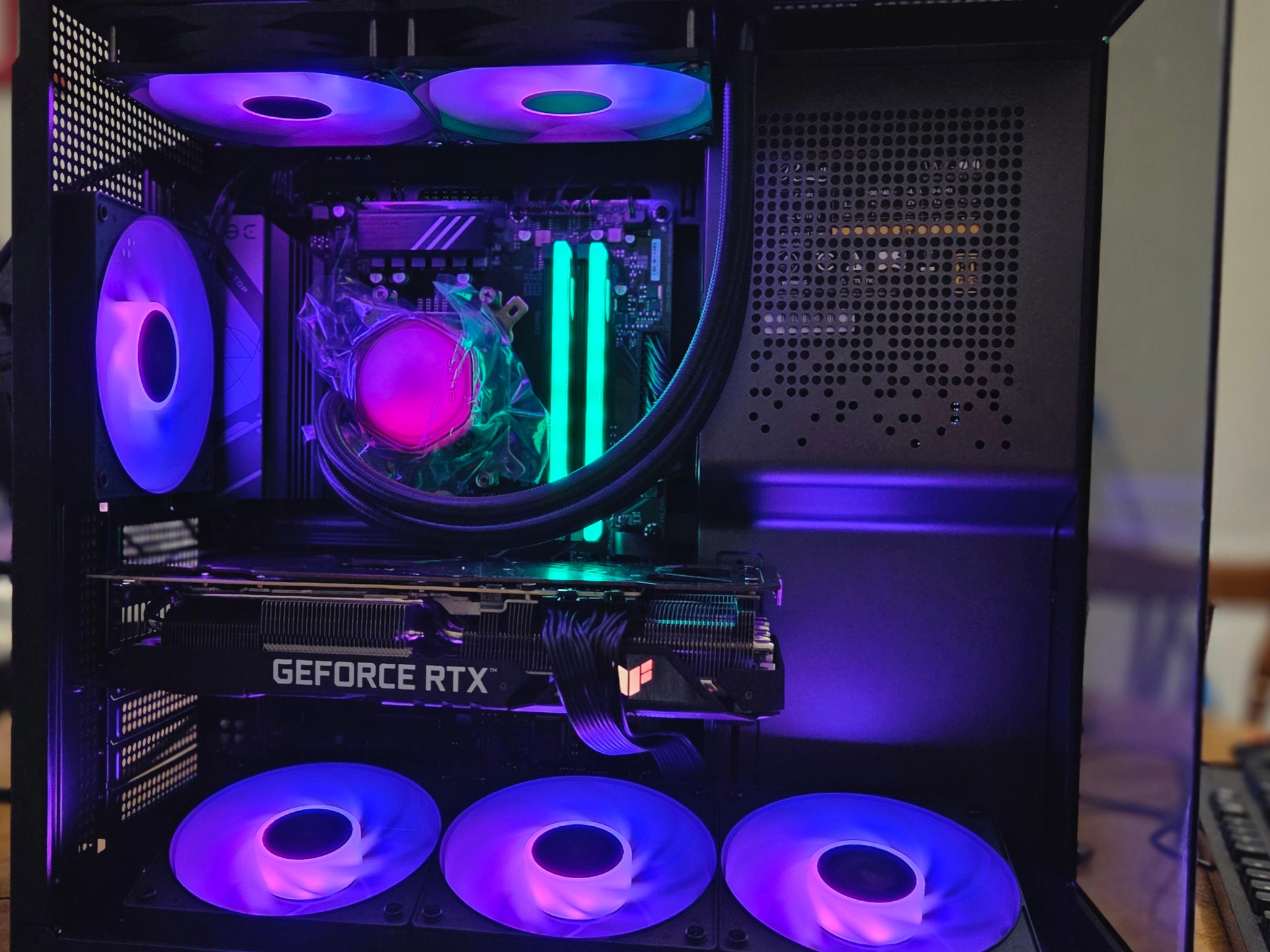 🎮Pro Gamer🎮AMD Ryzen 5 9600x | RTX 3080 10GB | 32GB DDR5 5200mhz | 1TB NVMe Gen 5 | RGB Win11+Wifi