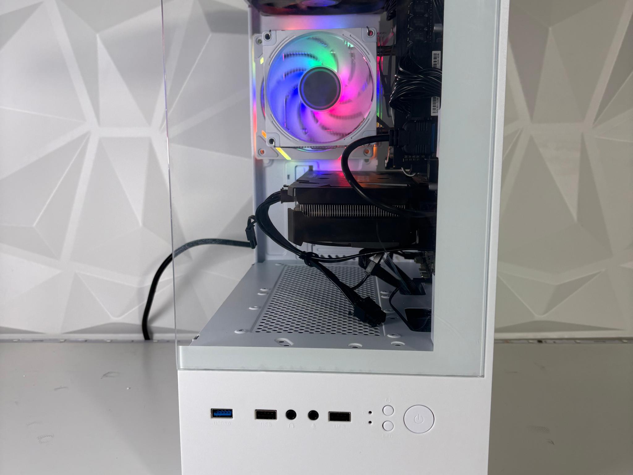 White SFF Gaming PC (V2) - RTX 3060 8GB / Ryzen 5 3500/ 16GB DDR4