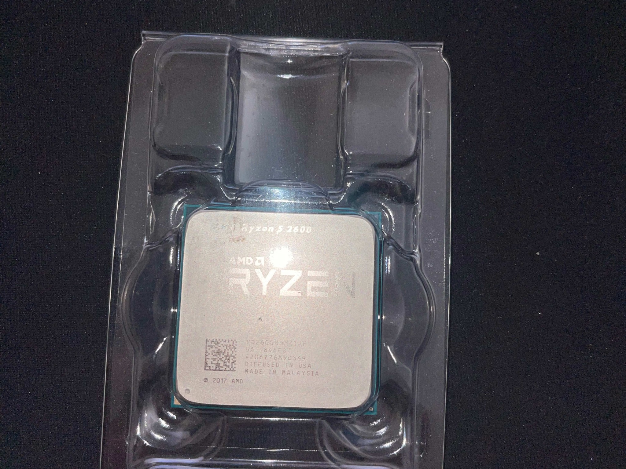 AMD RYZEN 5 2600 w Cooler