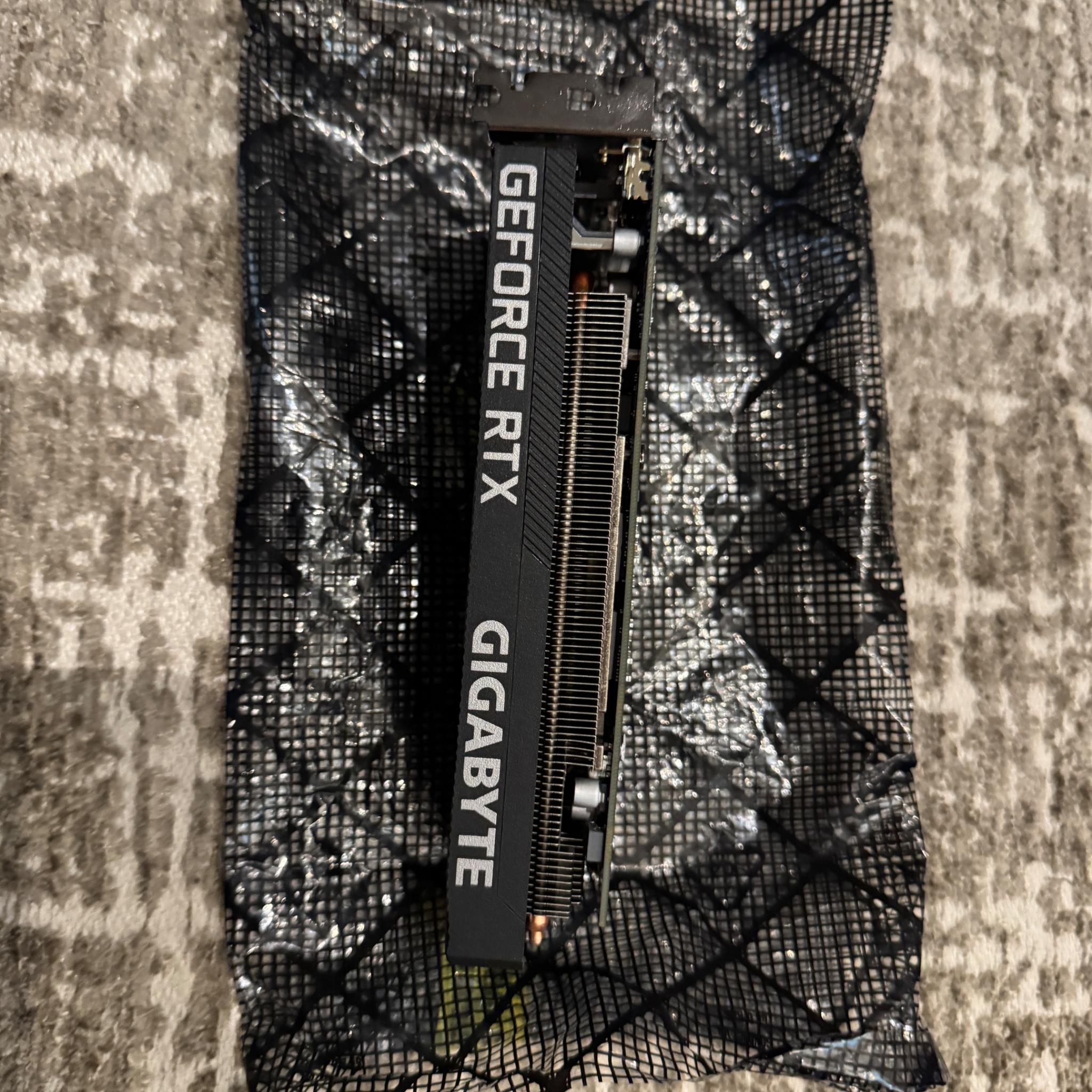 Low Profile RTX 3050 6GB GDDR6
