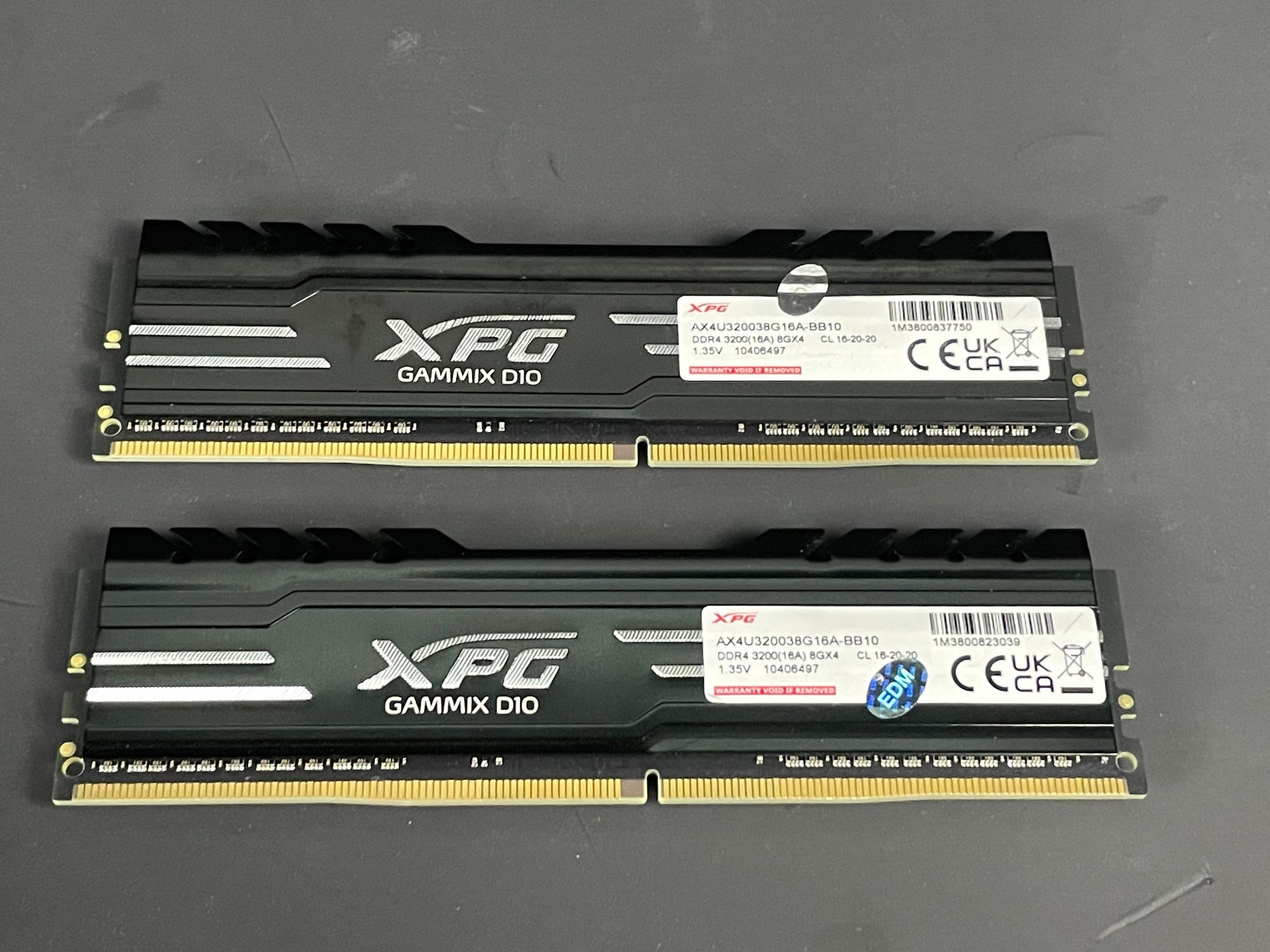 Adata XPG GAMMIX D10 16GB CL16 DDR4 2x8GB 3200MHZ RAM Kit | Free Shipping