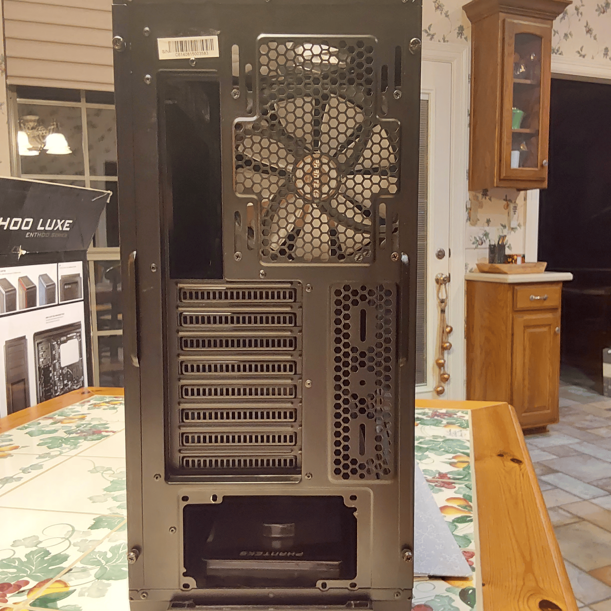 Phanteks Enthoo Luxe full tower computer case in original retail box with all parts and accessories