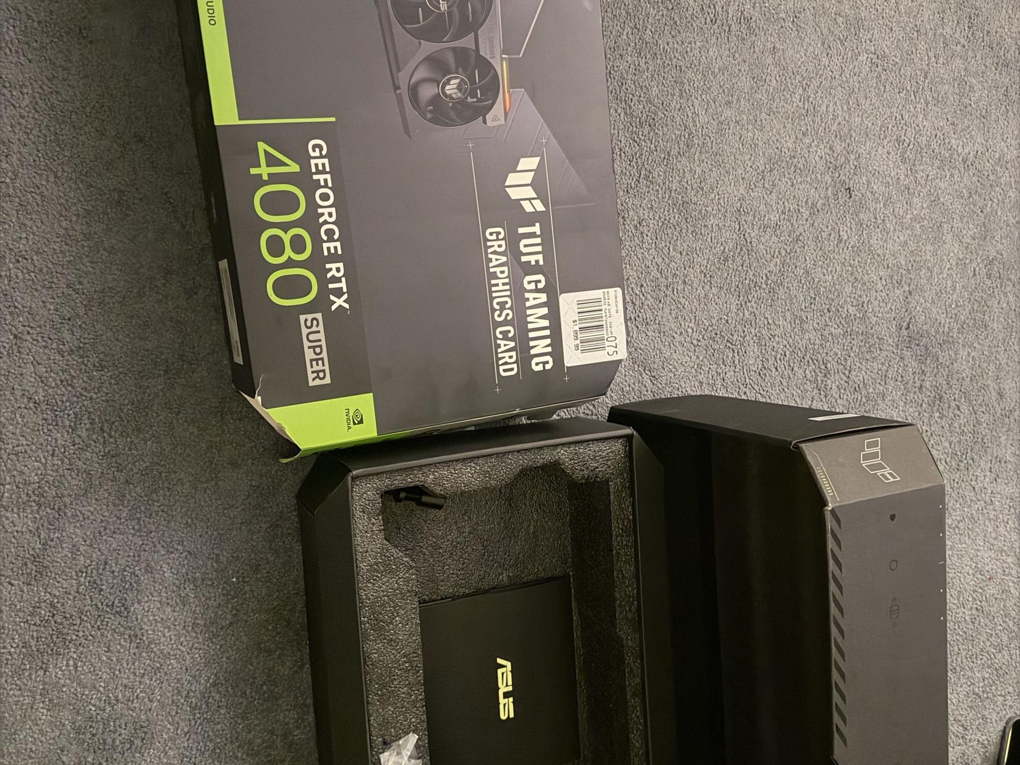 ASUS TUF Gaming GeForce RTX 4080 SUPER OC Edition - Image 4