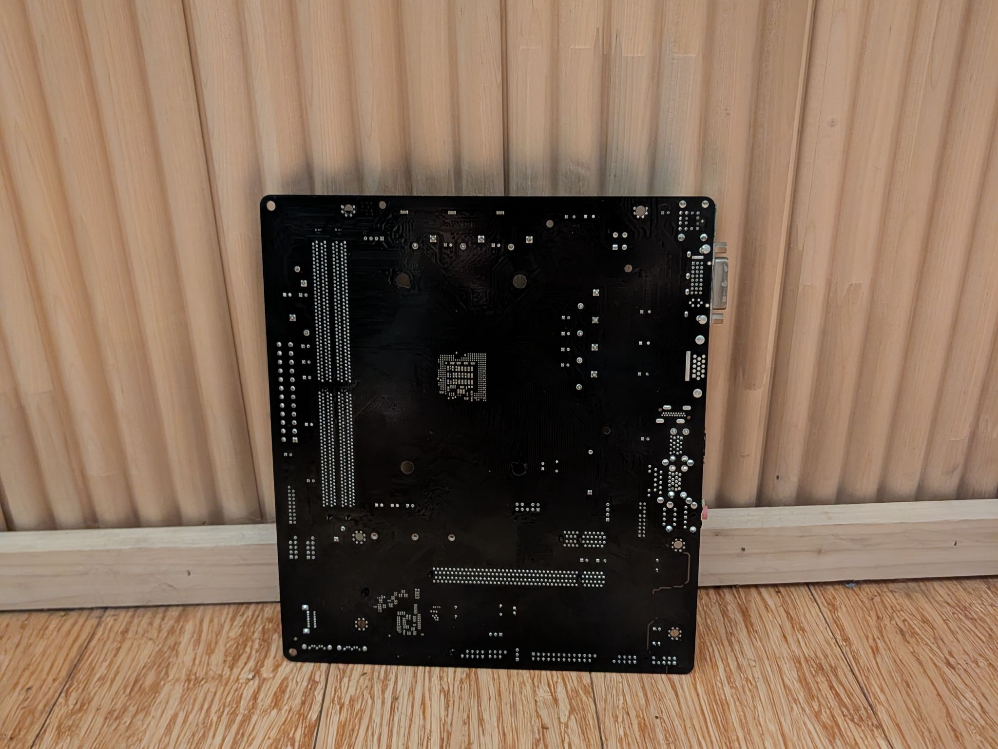 Mostly functional ASRock A320M-DGS