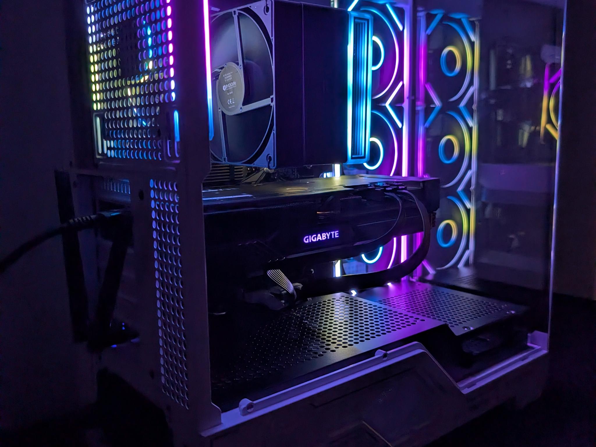 Gaming PC RX 7700 XT-Ryzen 7 5700x-32GB DDR4 3200-1 TB NVME