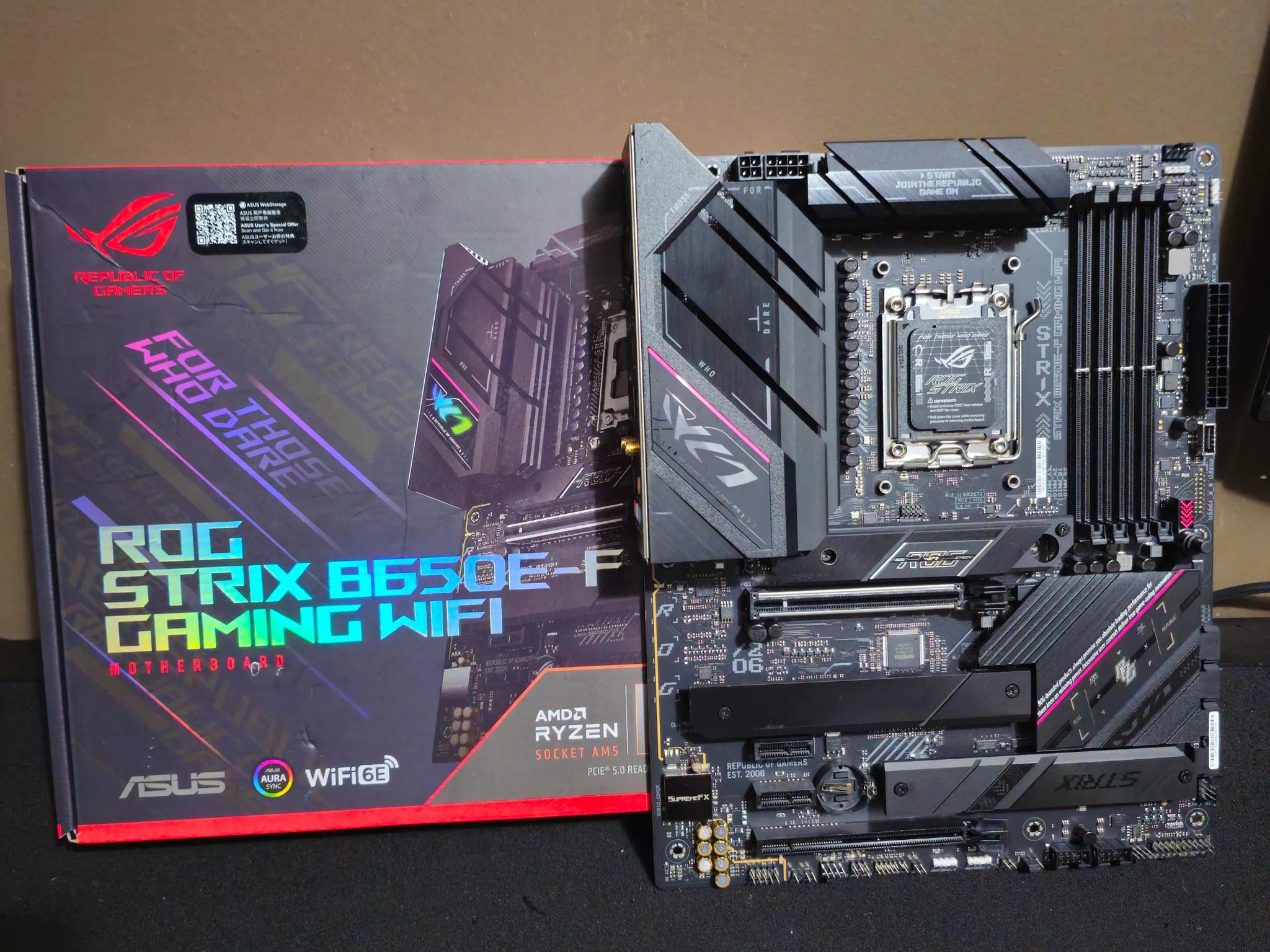 Asus ROG Strix B650E-F Motherboard