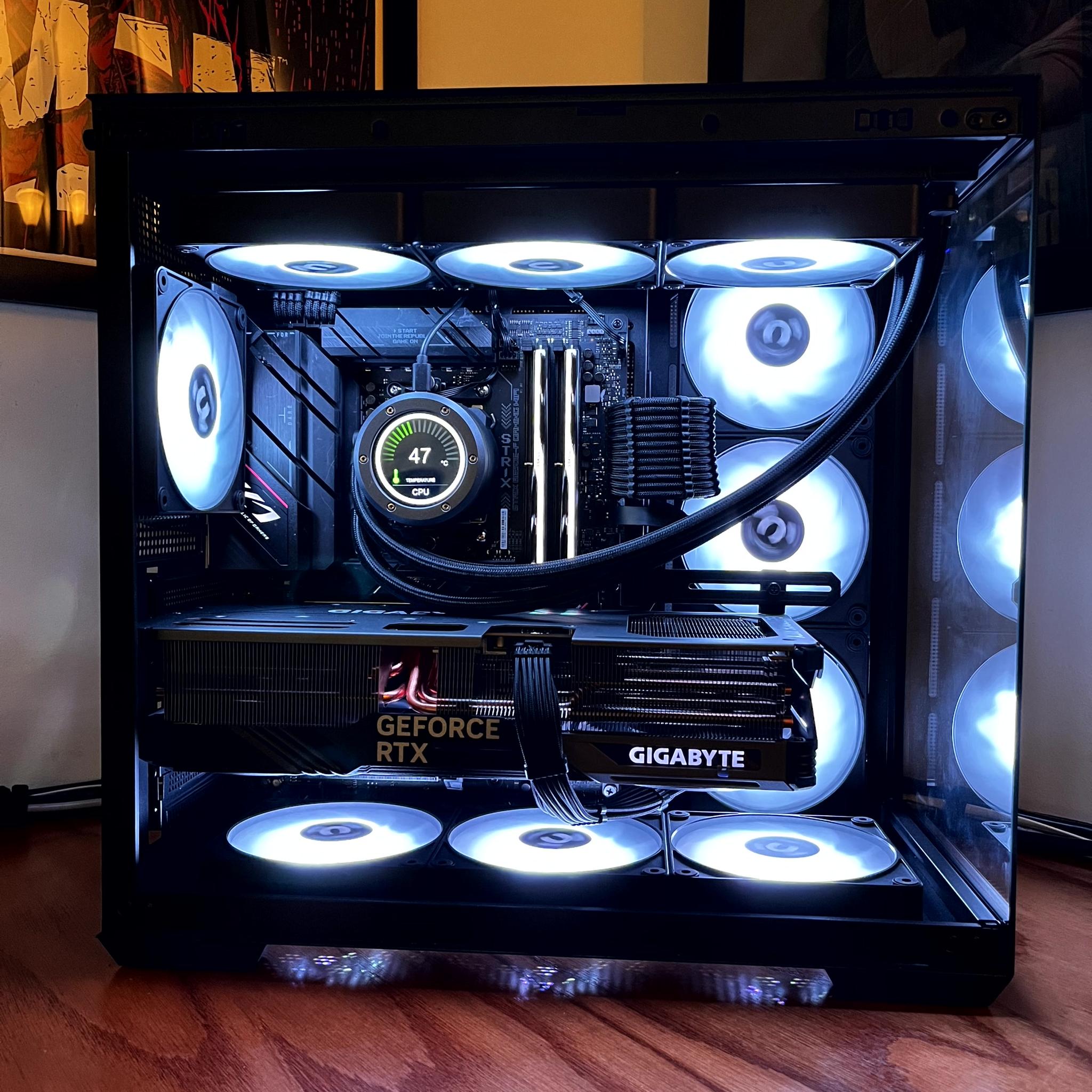 "THE CUBE" - RTX 4080 SUPER OC | Ryzen 7 7800X3D | 32GB CL 32 @6400 MT/s | 4TB | 1000W Platinum