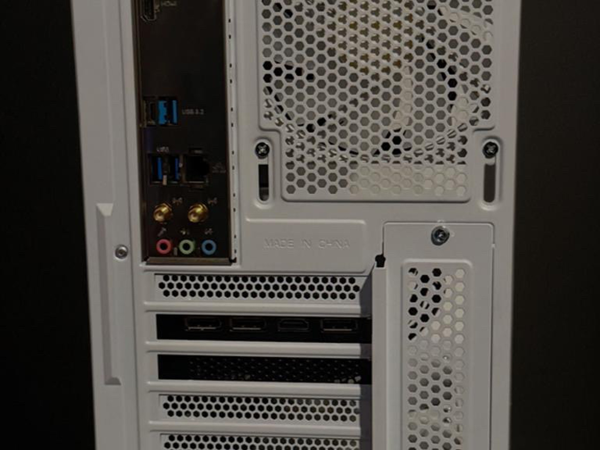 ⚫️OREO⚪️BEAST⚫️ | I7 11700KF | NVIDIA 4060 | 16GB DDR4 | 1TB SSD | BT/WIFI