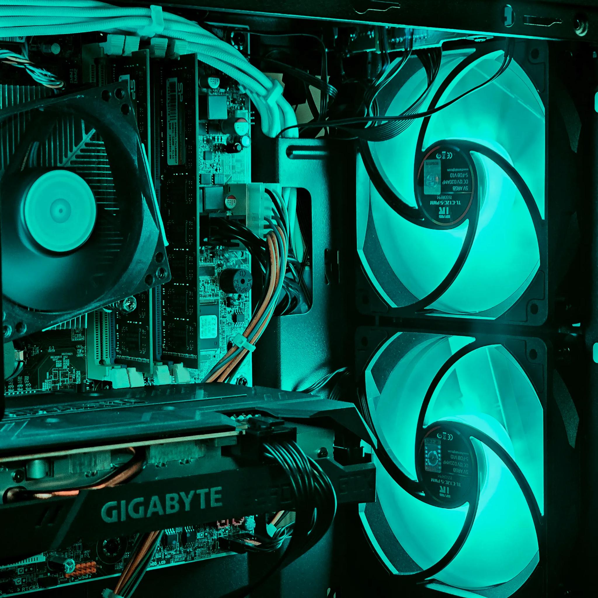 E3 1225v3 Gaming PC Computer
