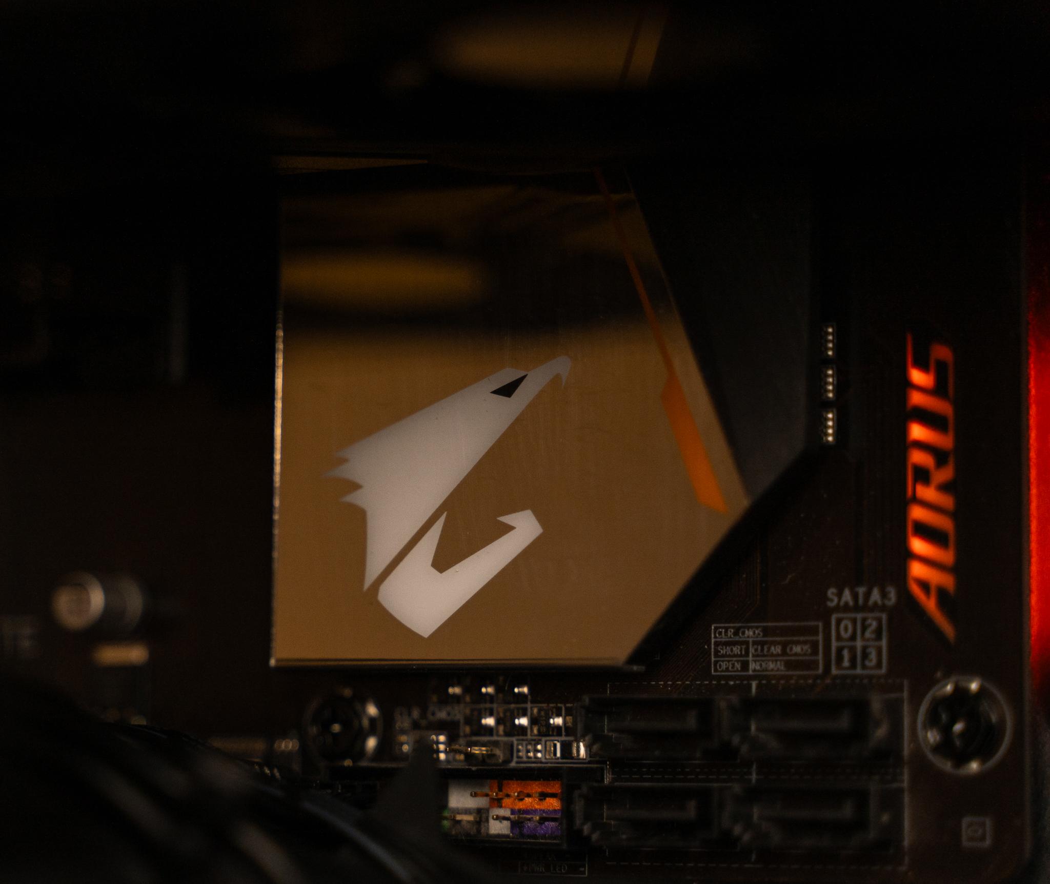 “GigaWhat” RX 7600 XT Ryzen 7 16GB Windows 11 Pro 1TB Gaming PC Powerhouse