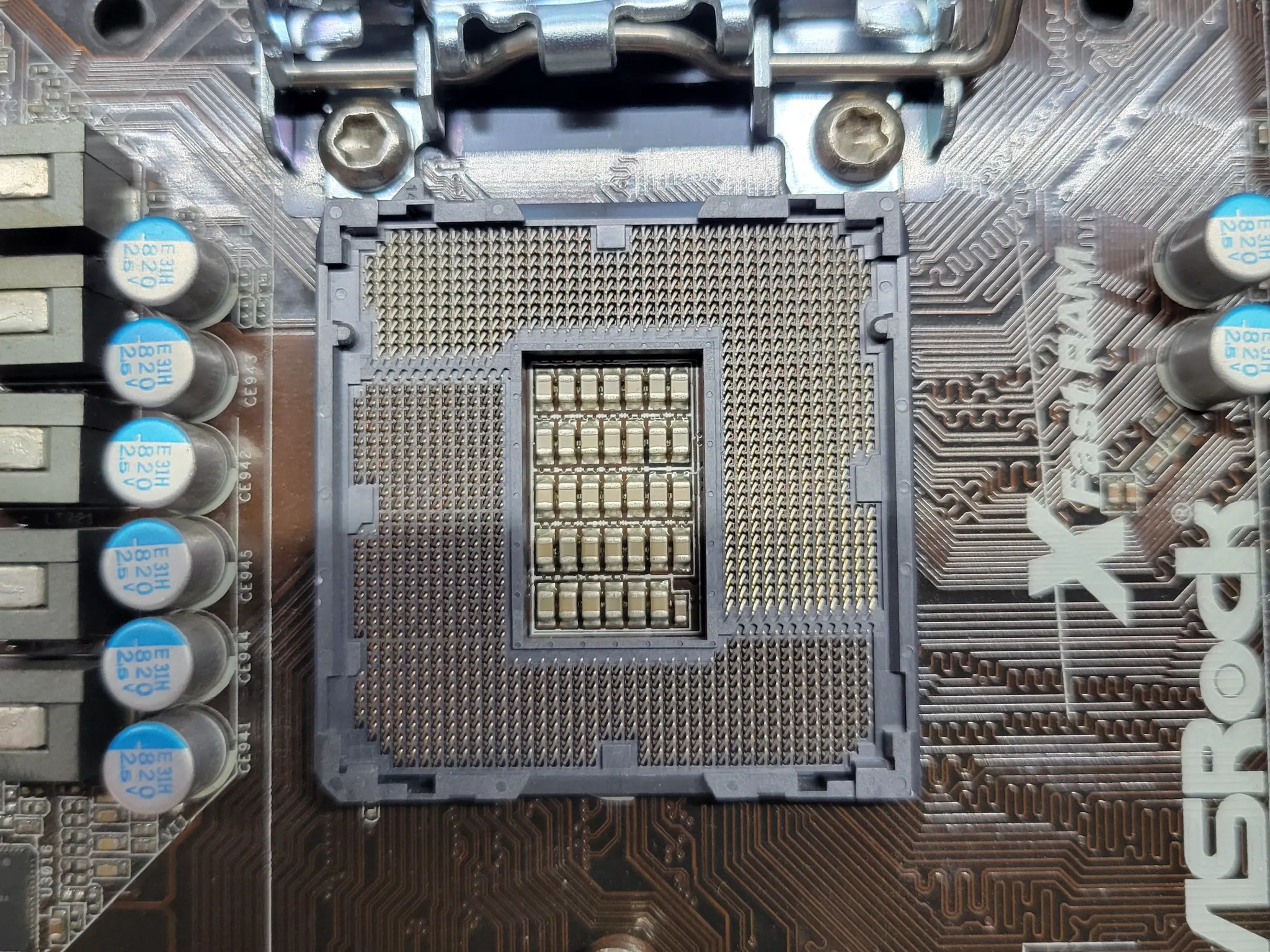 ASRock H77M-ITX Mini ITX LGA1155 Motherboard