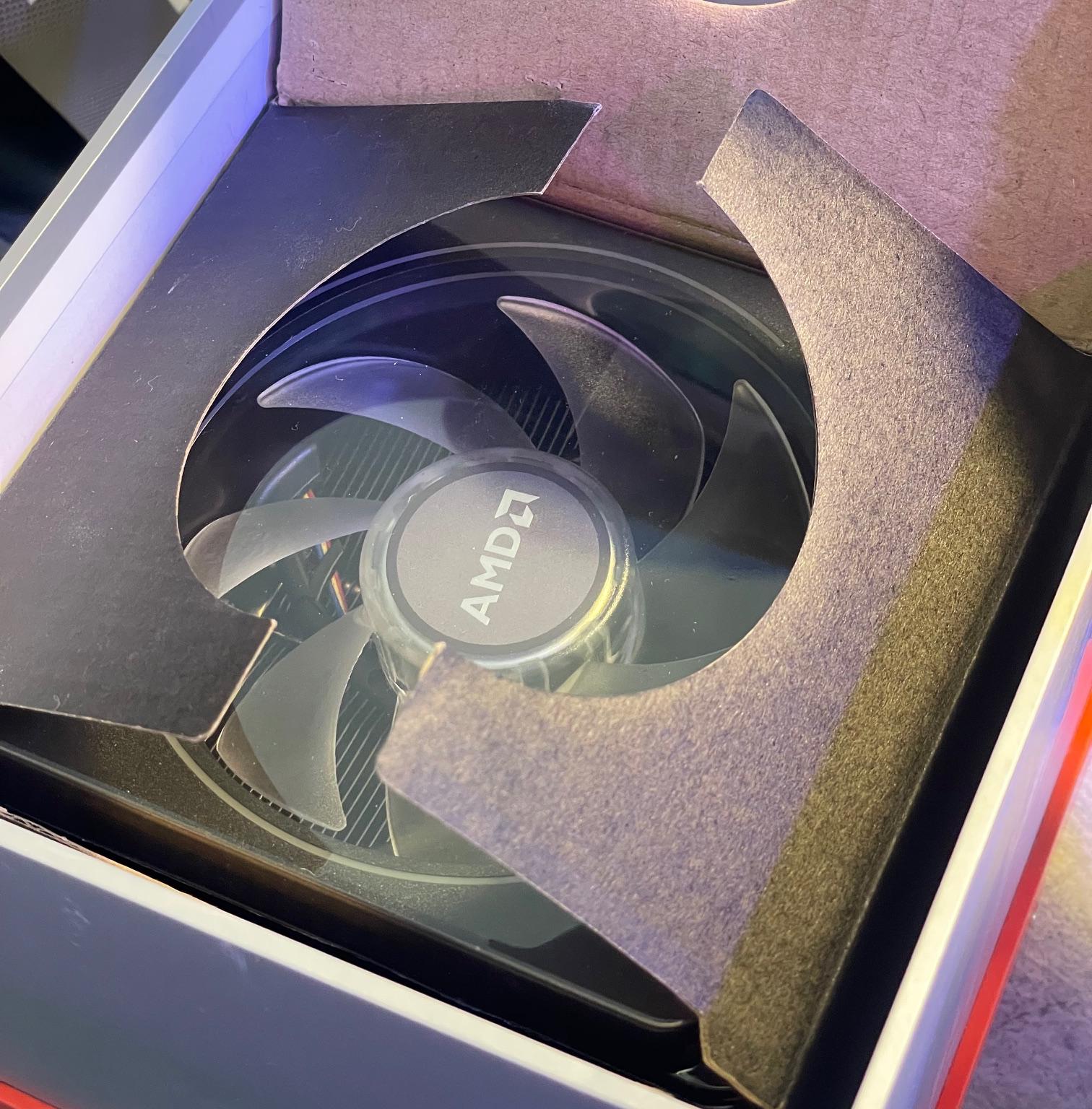 AMD Ryzen 9 3900X - 3.8Ghz