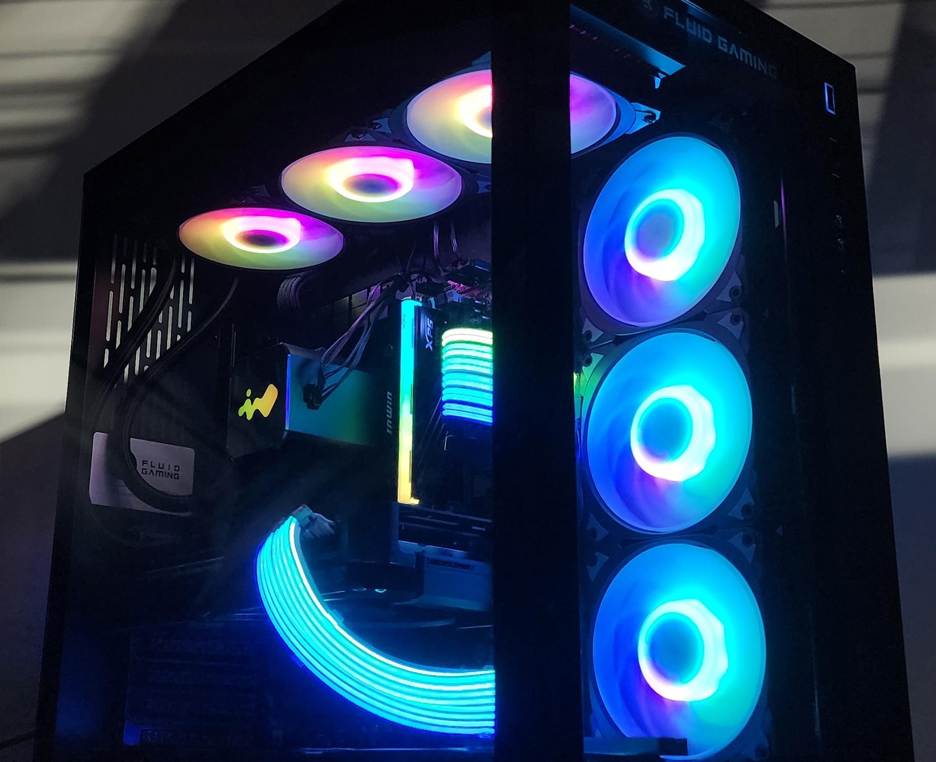Gaming PC Ryzen 7 7700X 16GB RAM 1TB SSD RX 7800 XT 16GB Windows 11 Computer