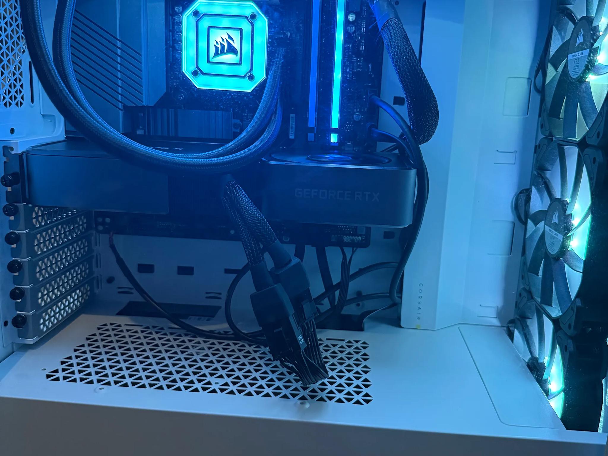 3070Ti FE- Intel Core i5 12600k, 32GB DDR 4 RGB Ram, 1Tb M.2