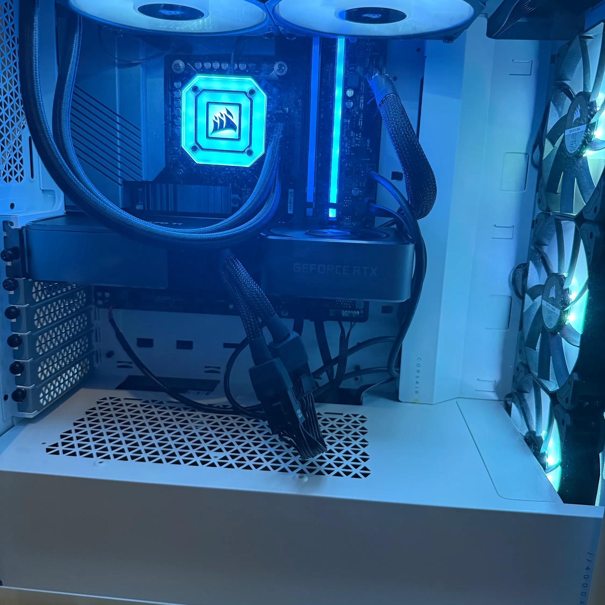 3070Ti FE- Intel Core i5 12600k, 32GB DDR 4 RGB Ram, 1Tb M.2