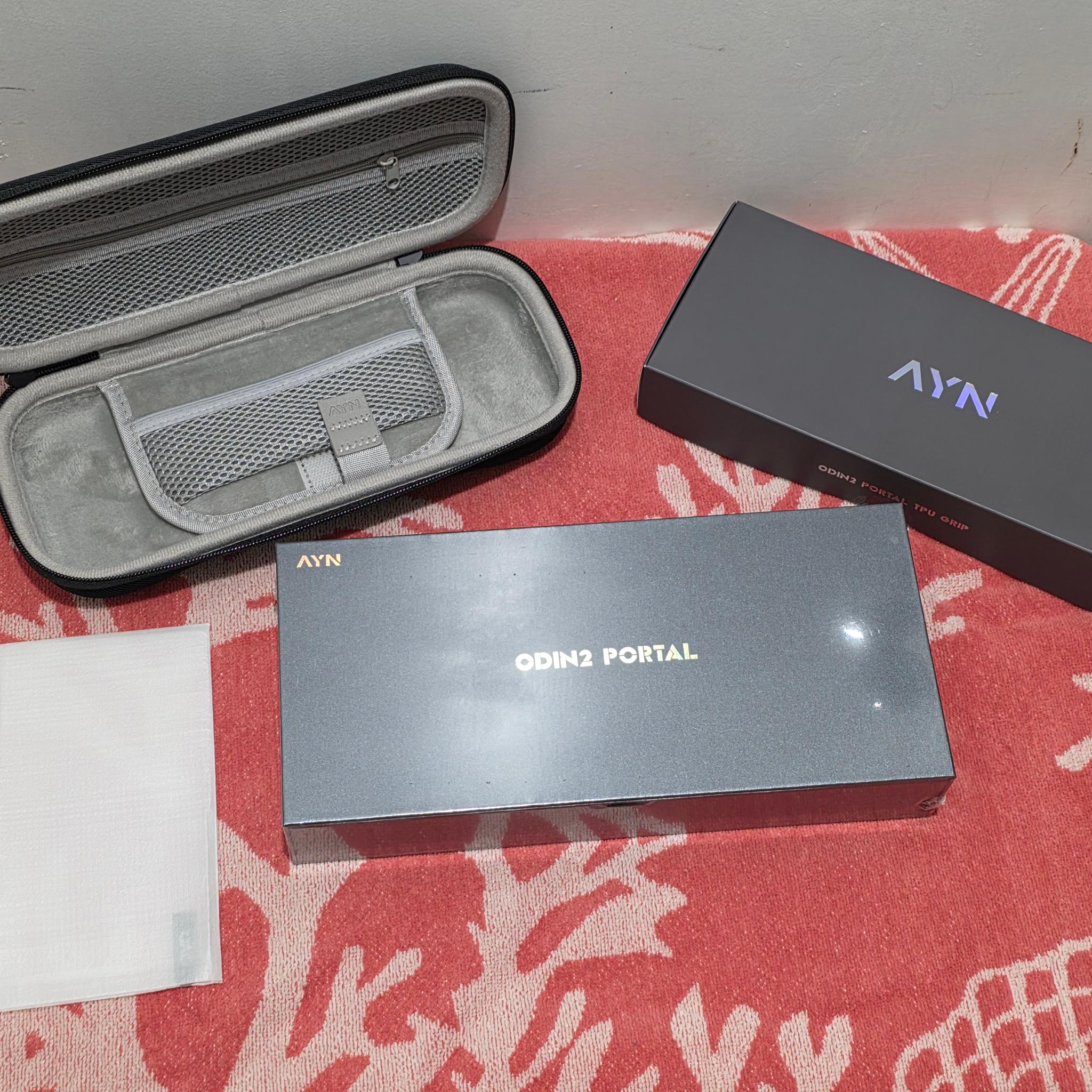 SEALED IN BOX - AYN Odin 2 Portal Pro 12GB/512GB 1080p White + Case / TPU Grip / Protection Screen