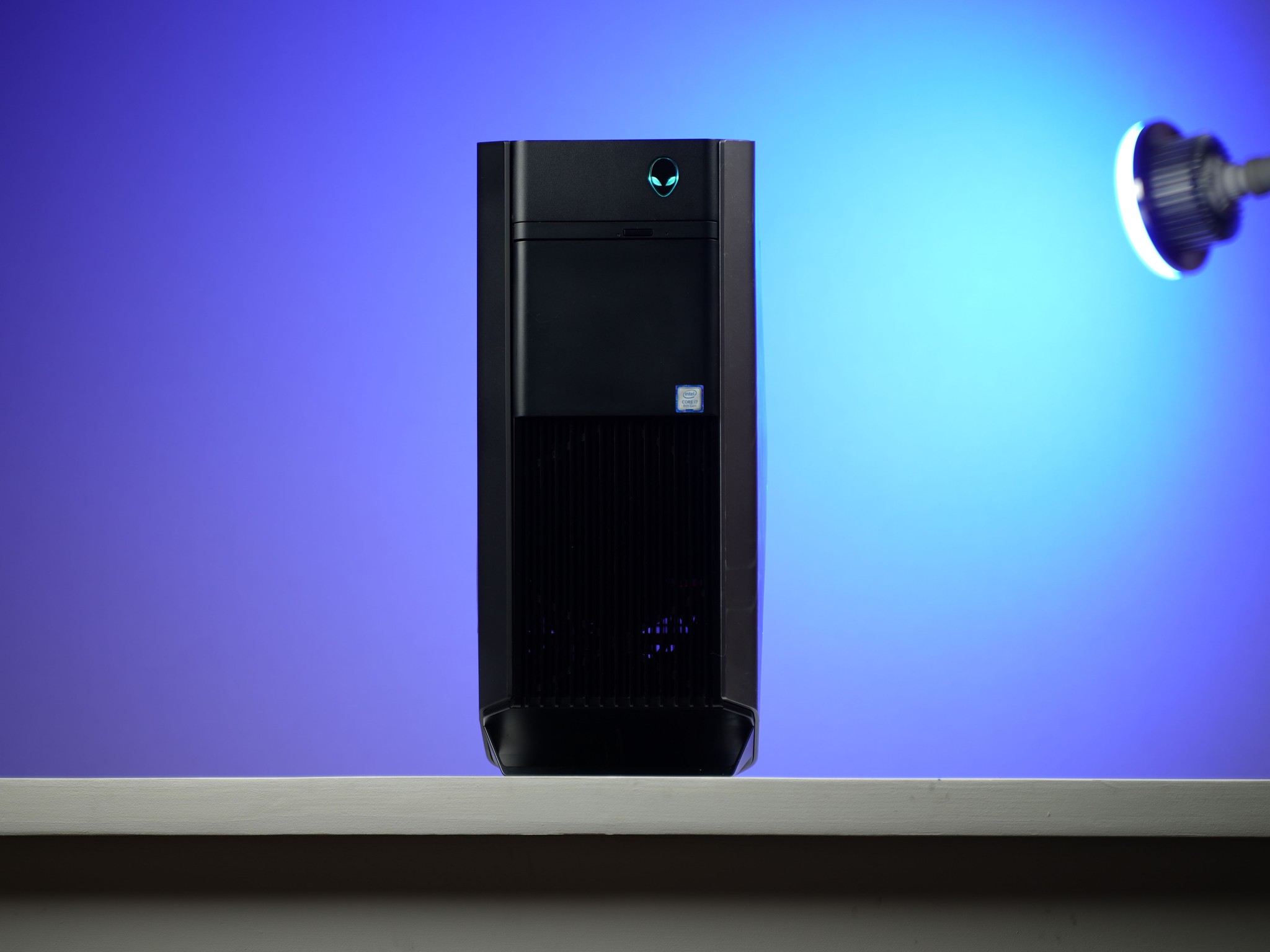 “ALIENFORM 5” GTX 1080 Intel Core i7 8700 16GB 1.3TB Windows 11 Gaming PC Powerhouse