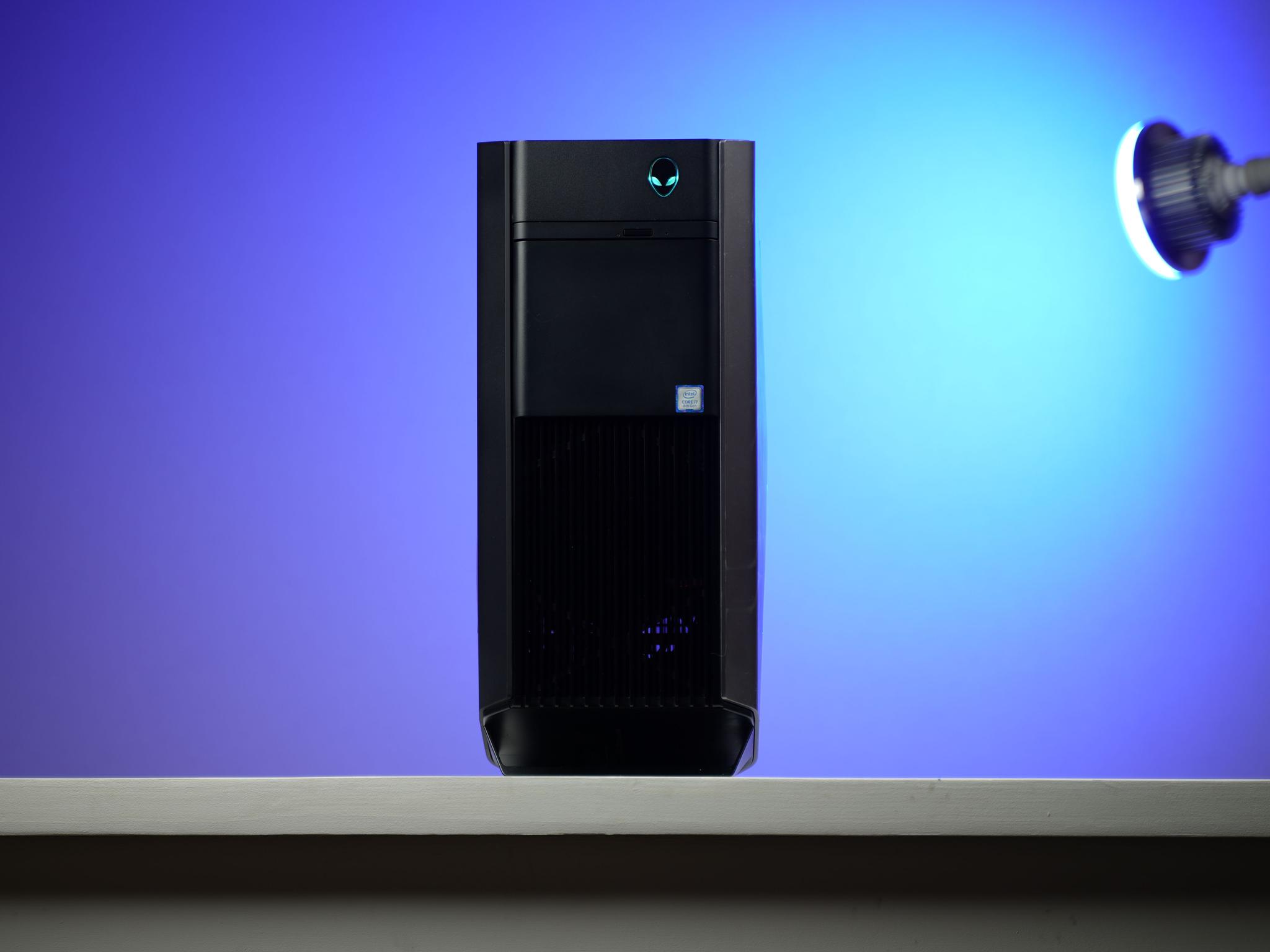“ALIENFORM 5” GTX 1080 Intel Core i7 8700 16GB 1.3TB Windows 11 Gaming PC Powerhouse