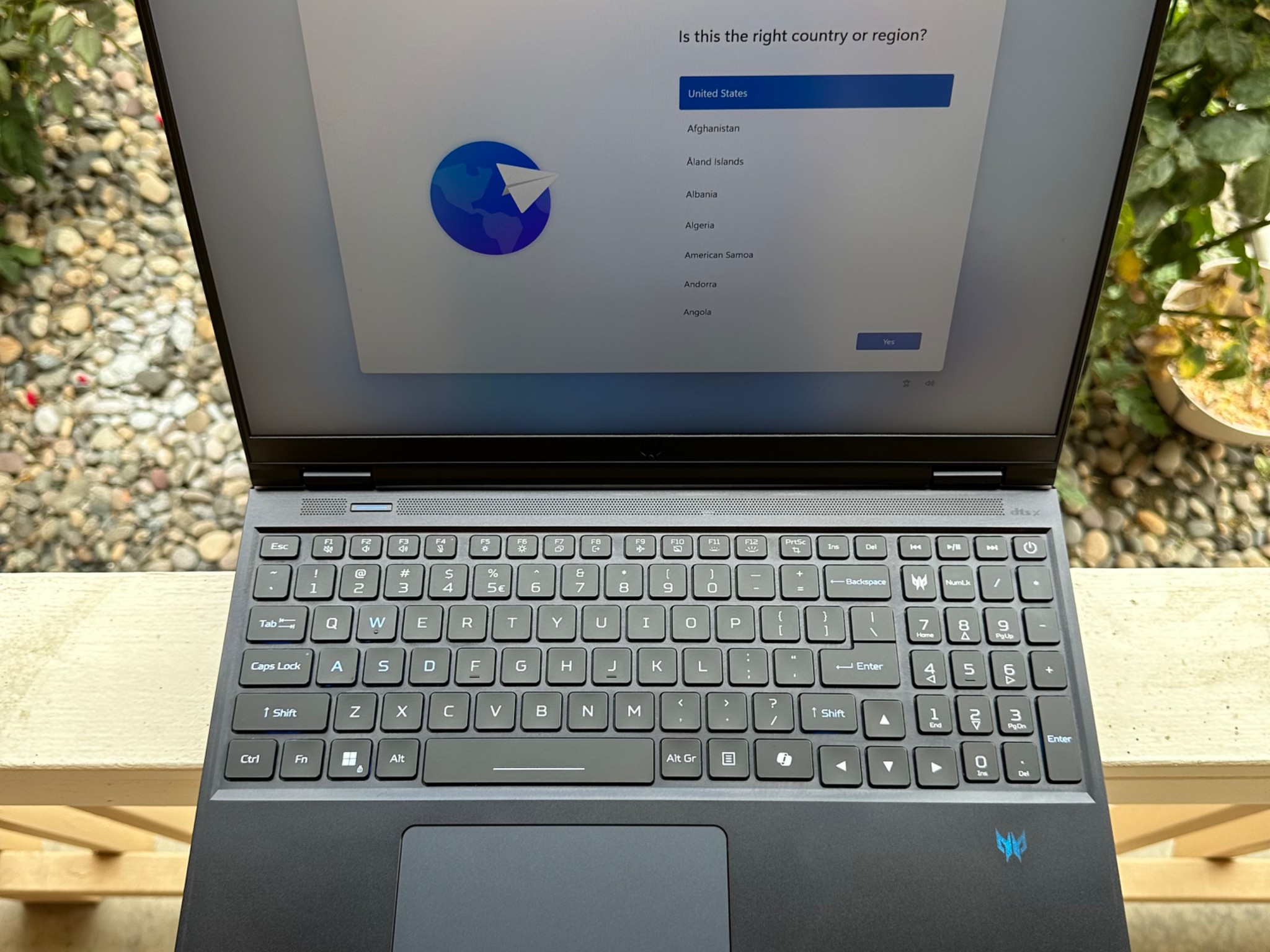 i7-14700HX / RTX 4070 / 40GB DDR5 Ram / 1TB nvme ssd / windows 11