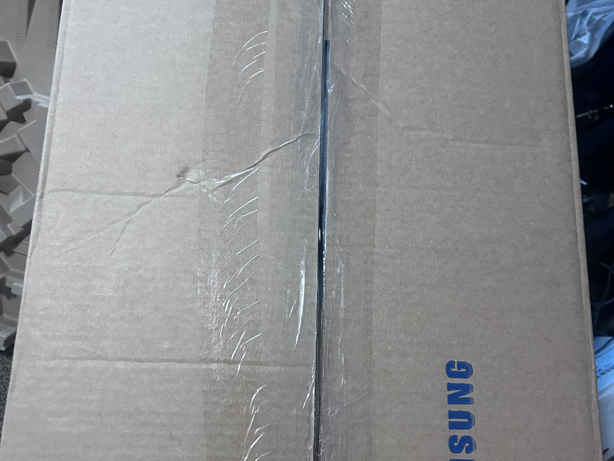 Samsung 27" Essential Curved Monitor (LC27F396FHNXZA)