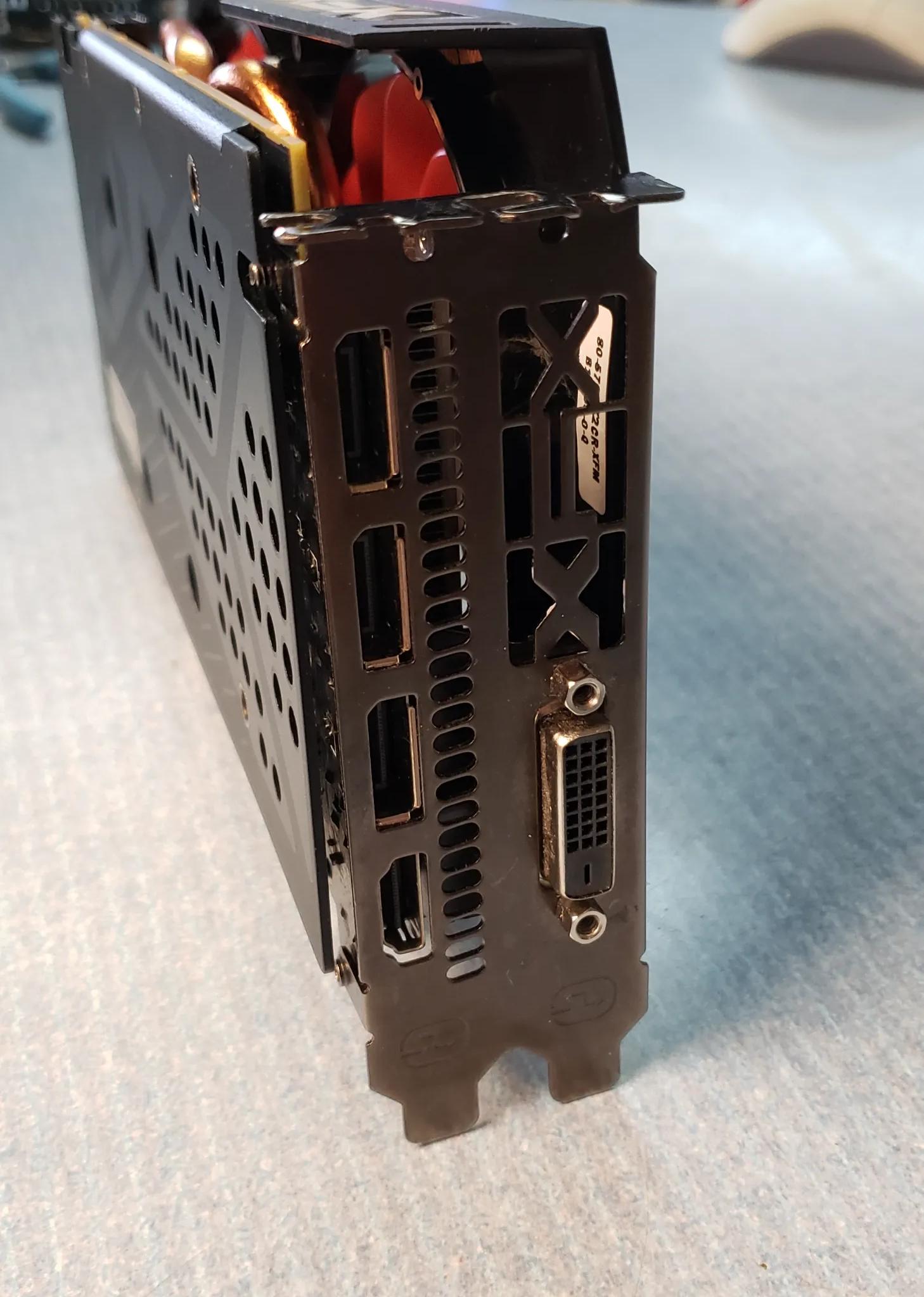 XFX RX 570 8gb model RS XXX Edition