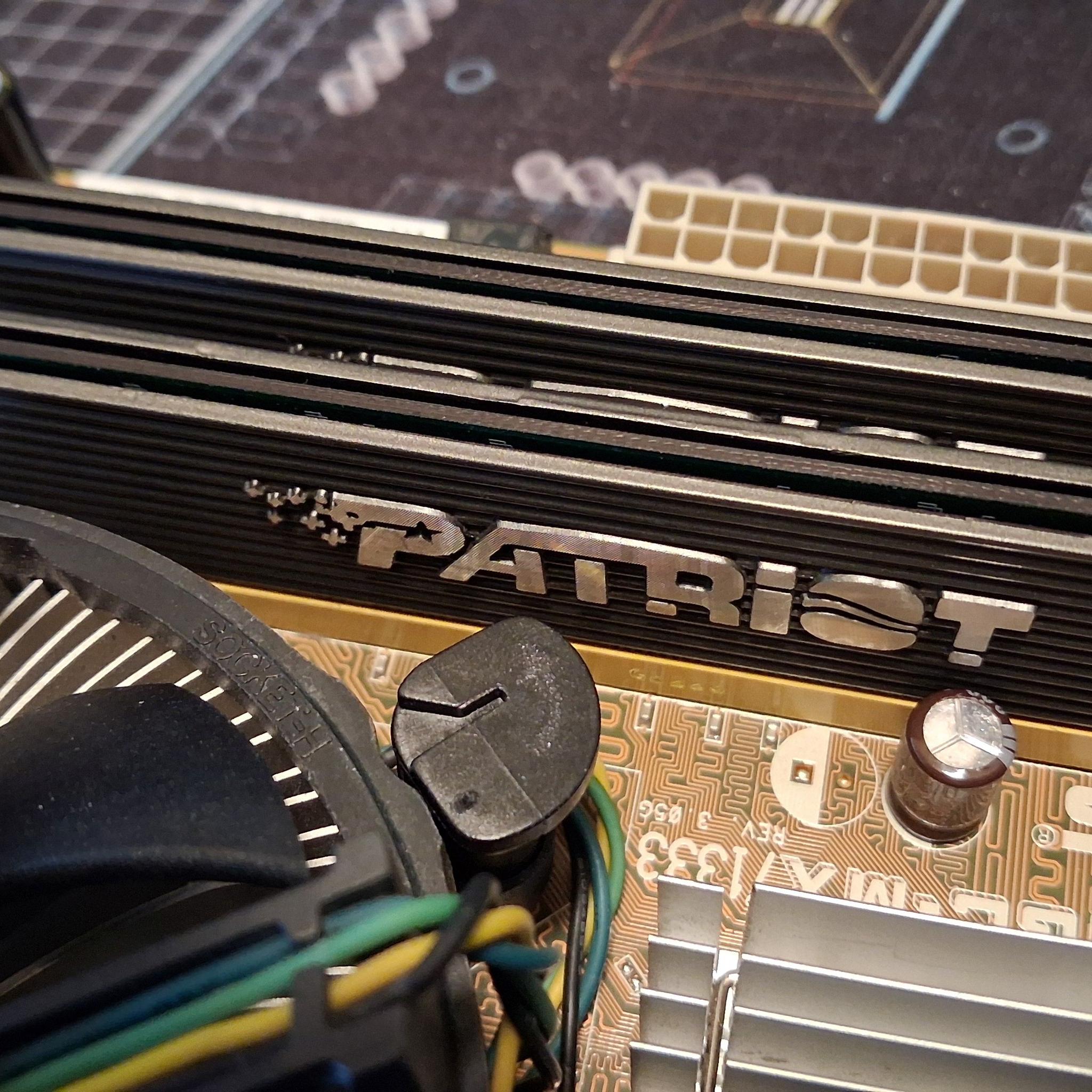 Retro - ASUS PSGC-MX/1333 Motherboard / Pentium 4 CPU / Patriot DDR2 RAM