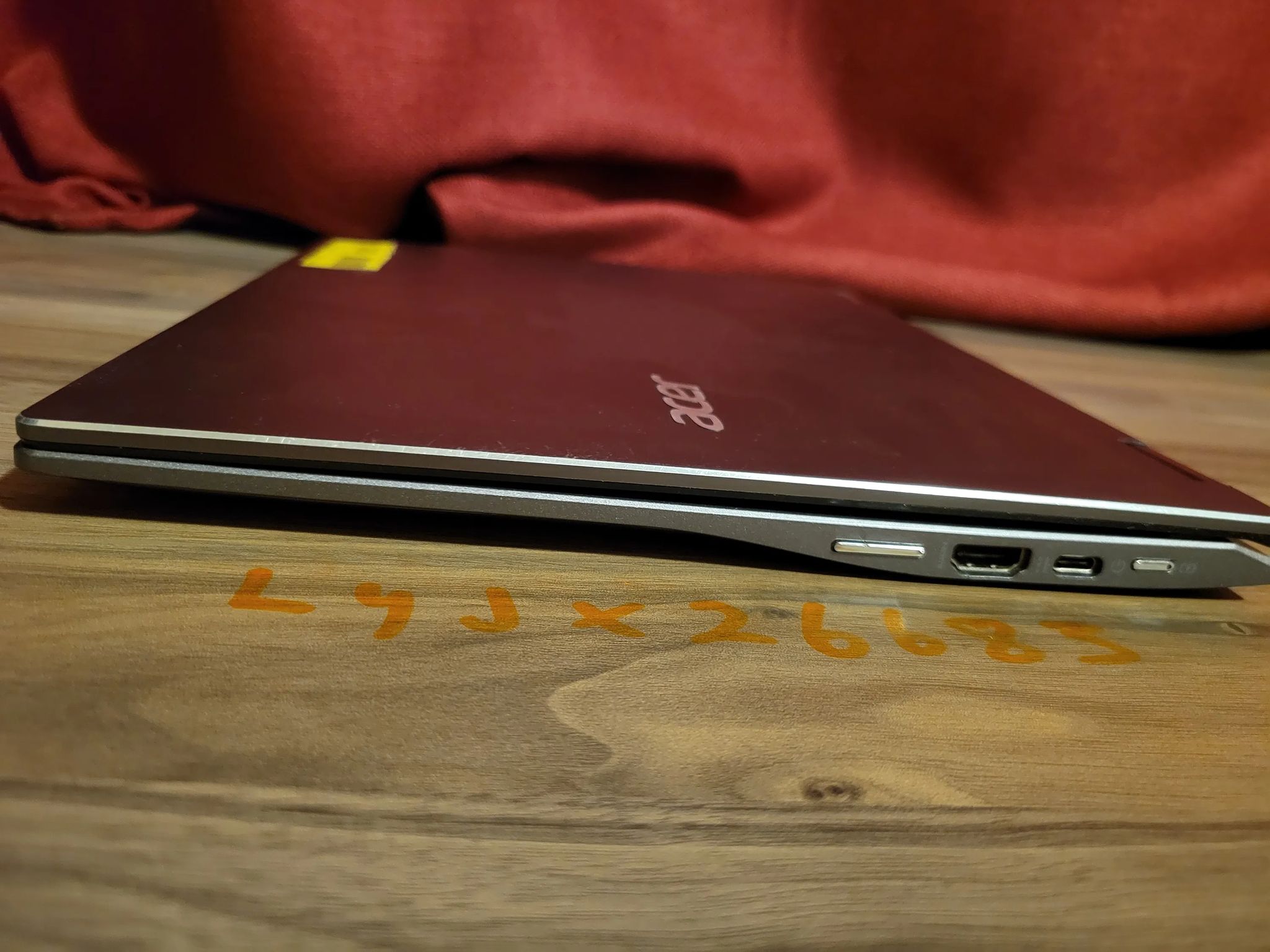 Acer Chromebook Spin 713 - intel i5 - 256gb ssd - 13.5" 2k Touch Screen
