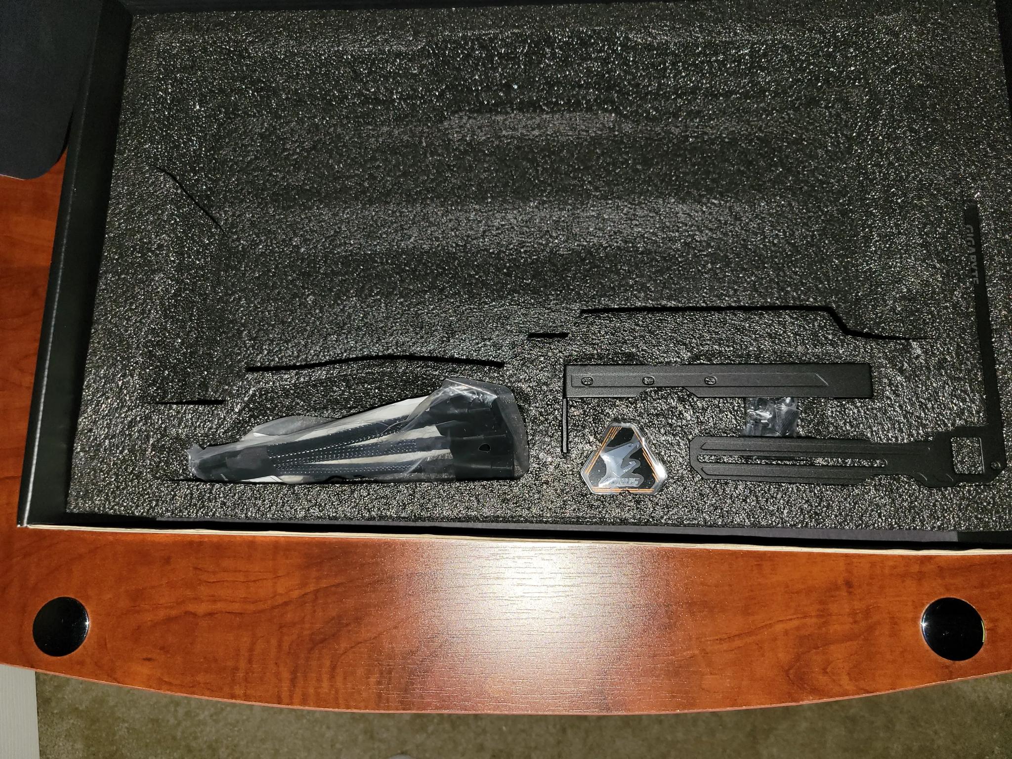 GIGABYTE GeForce RTX 4070 Ti Super Master 16GB 256-bit GDDR6X