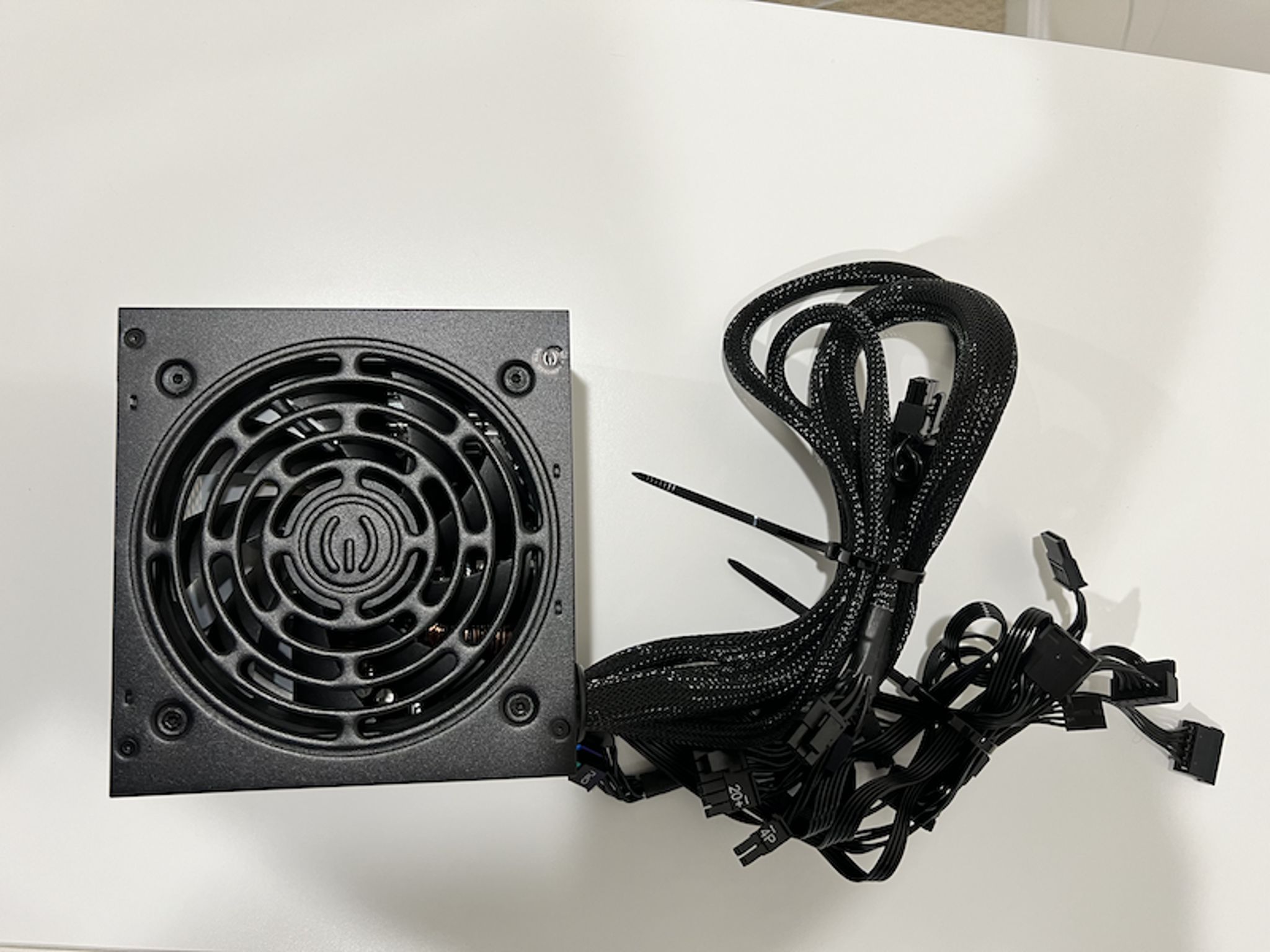 EVGA 600 BA 80+ Bronze Certified ATX Power Supply