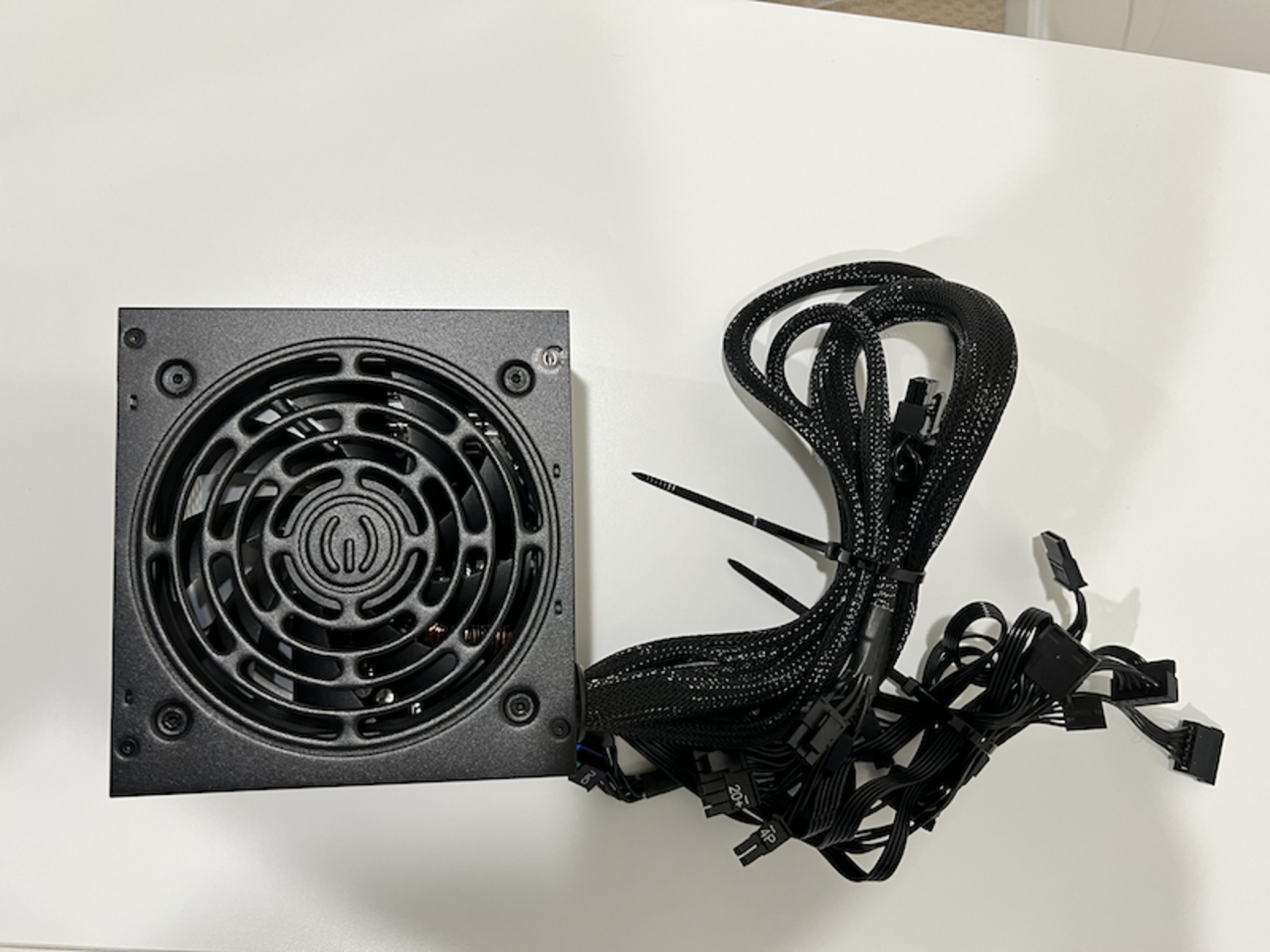 EVGA 600 BA 80+ Bronze Certified ATX Power Supply