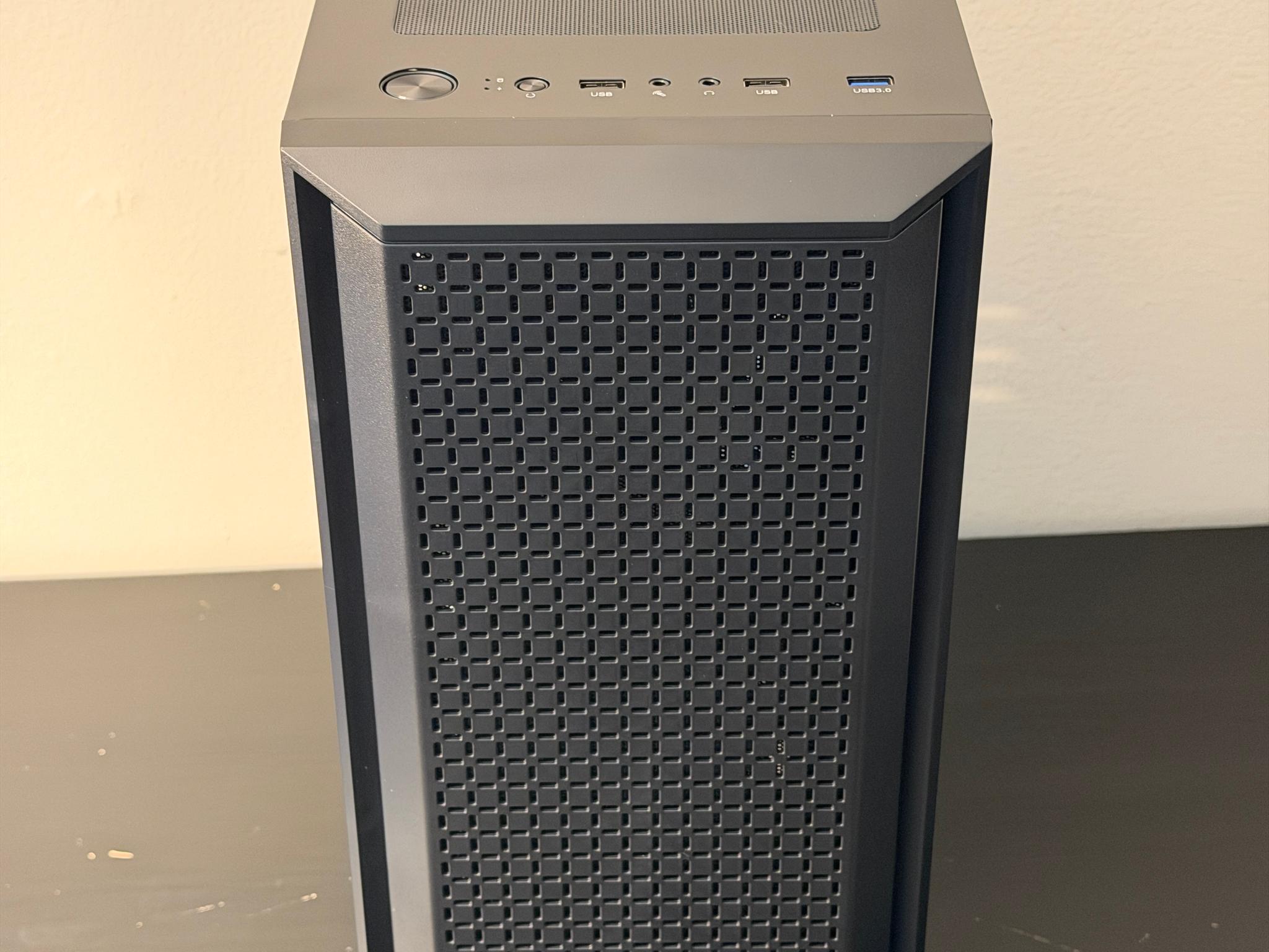 Retro Gaming PC - Intel Core i7 5775C - Nvidia GTX Titan XP - 32GB RAM - Windows 10 - WiFi + BT