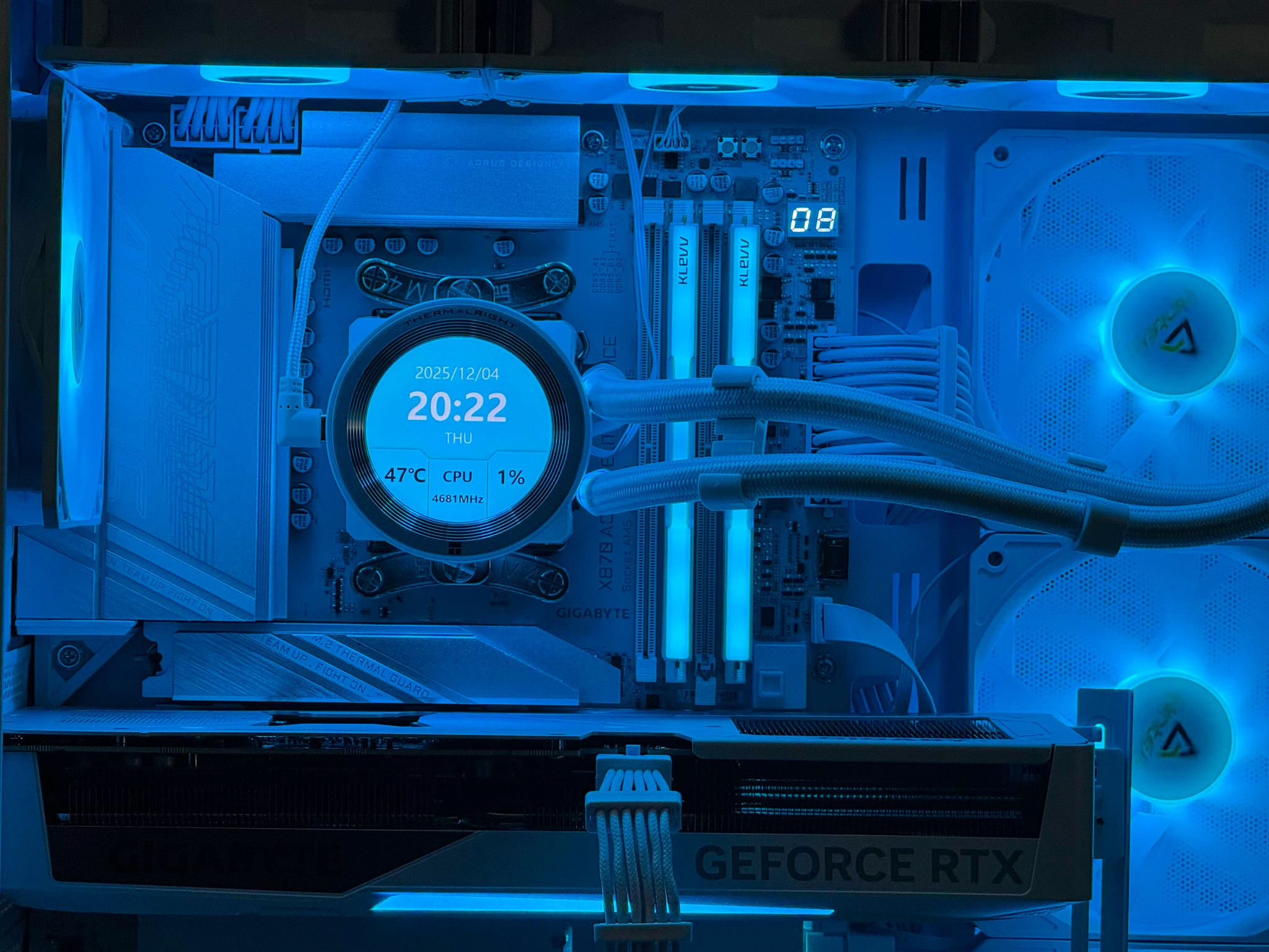 Polaria - Ryzen 7 9800X3D, RTX 5070Ti 16GB, 32GB DDR5, 2TB SSD, Wifi