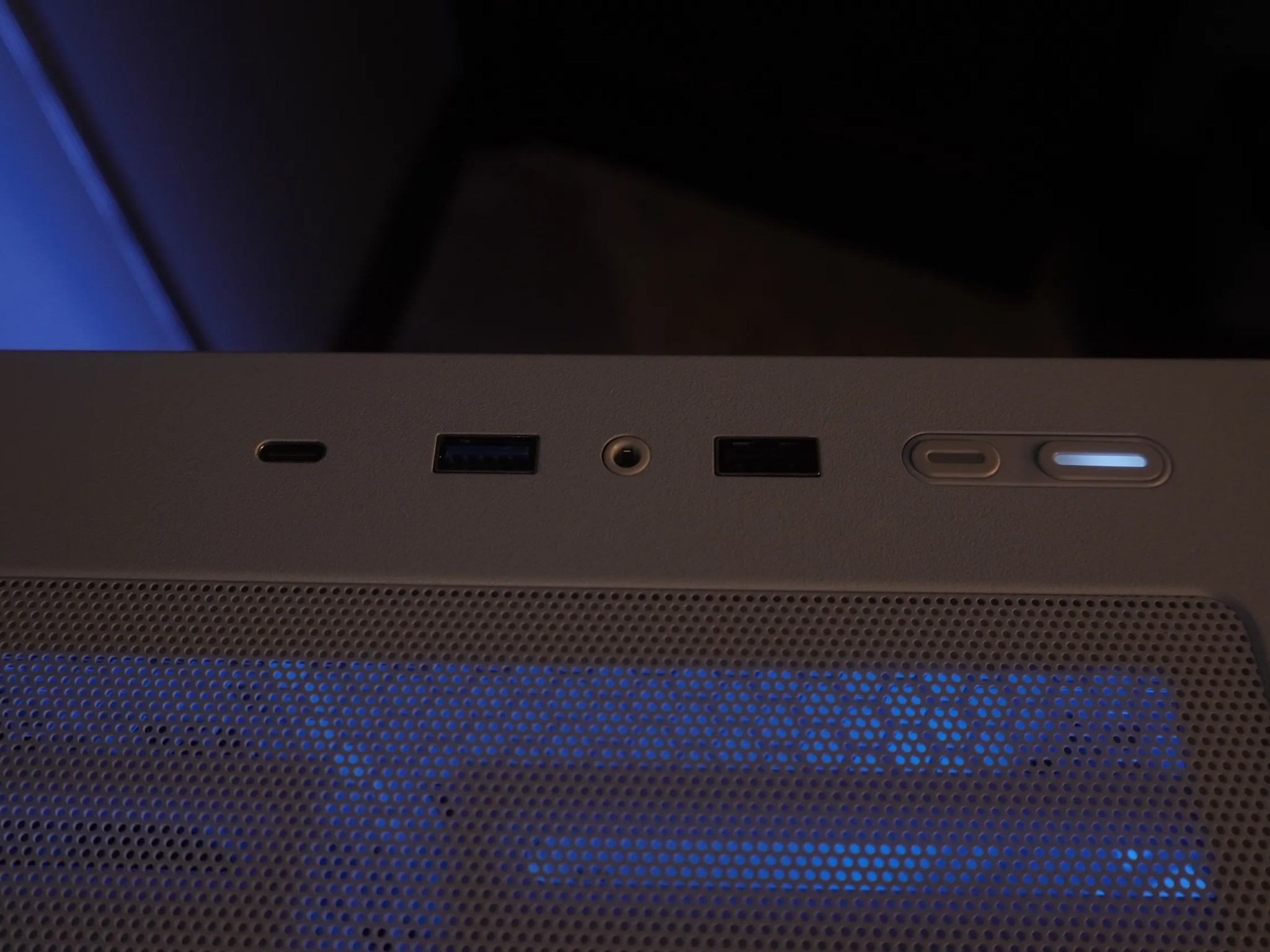 🤍AESTHETIC🤍 1440p/1080p GAMING MACHINE 💚RTX 3060ti 🧡 Ryzen 5 3600 | 32GB | WIFI