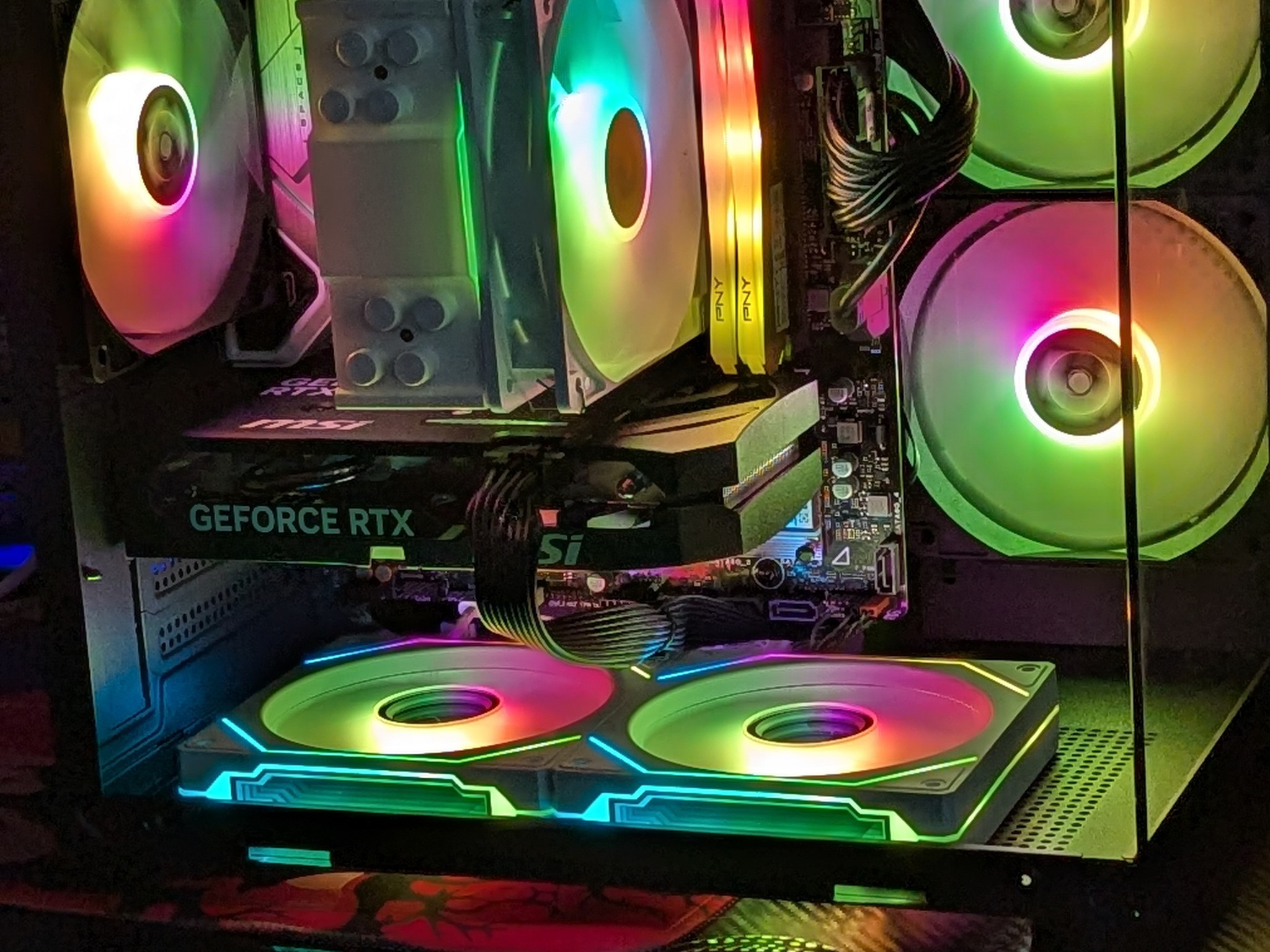 Intel i3 12100F|NVIDIA GEFORCE RTX 5050 8 GB|32 GB DDR4 3600 MT|1 TB NVME SSD M.2|Windows 11 Home