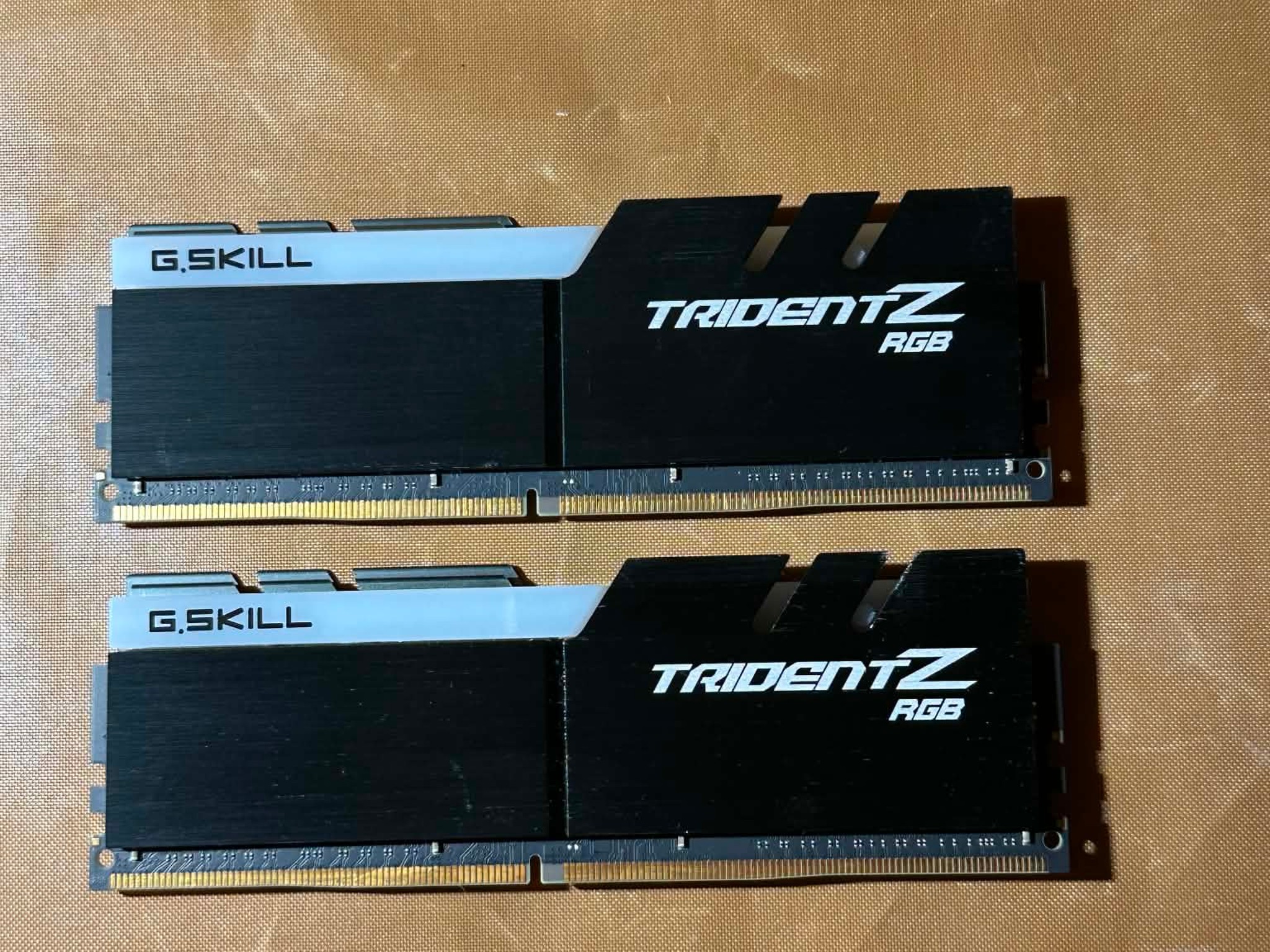 G.SKILL Trident Z RGB 32GB (2x16GB) DDR4-4400 CL17 RAM